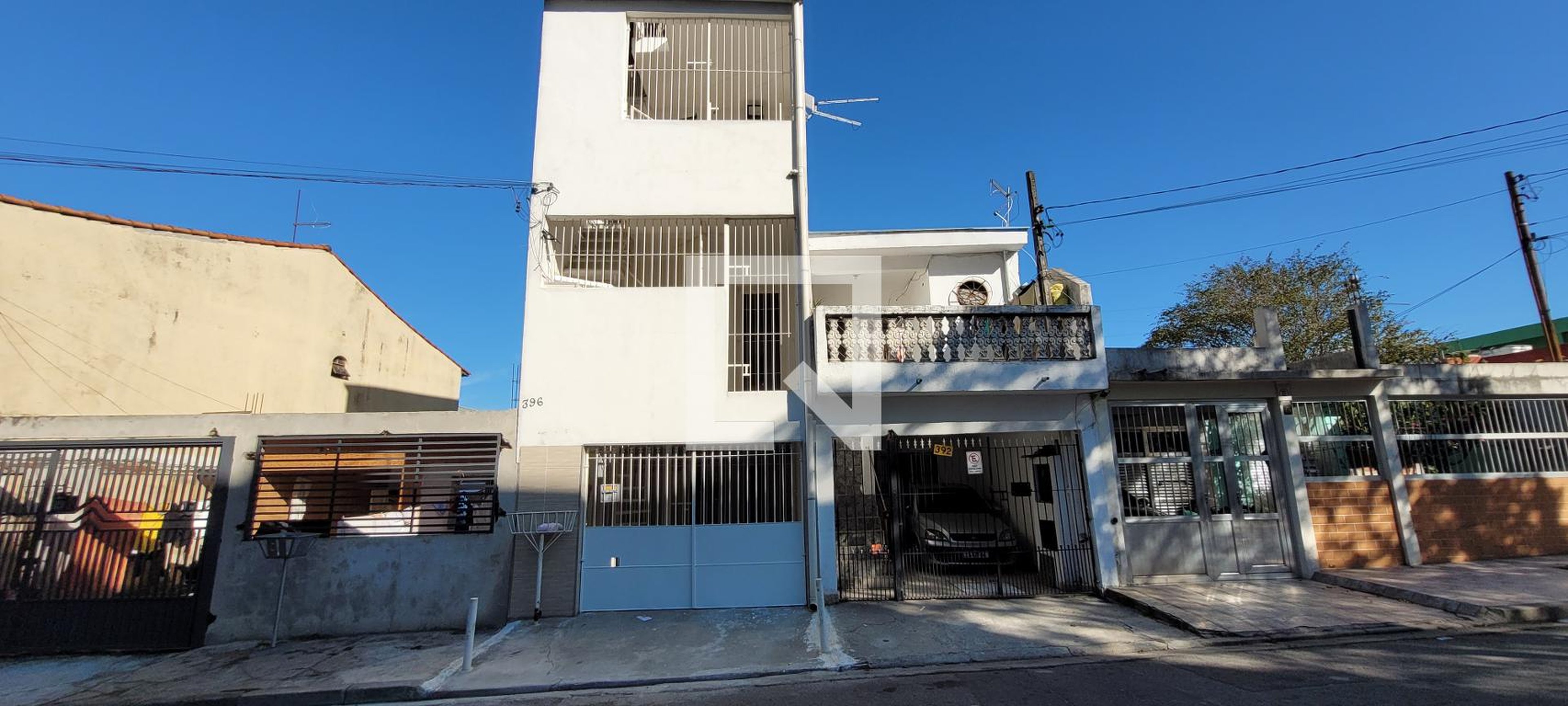 Fachada Condomínio em Rua Piauí, 396