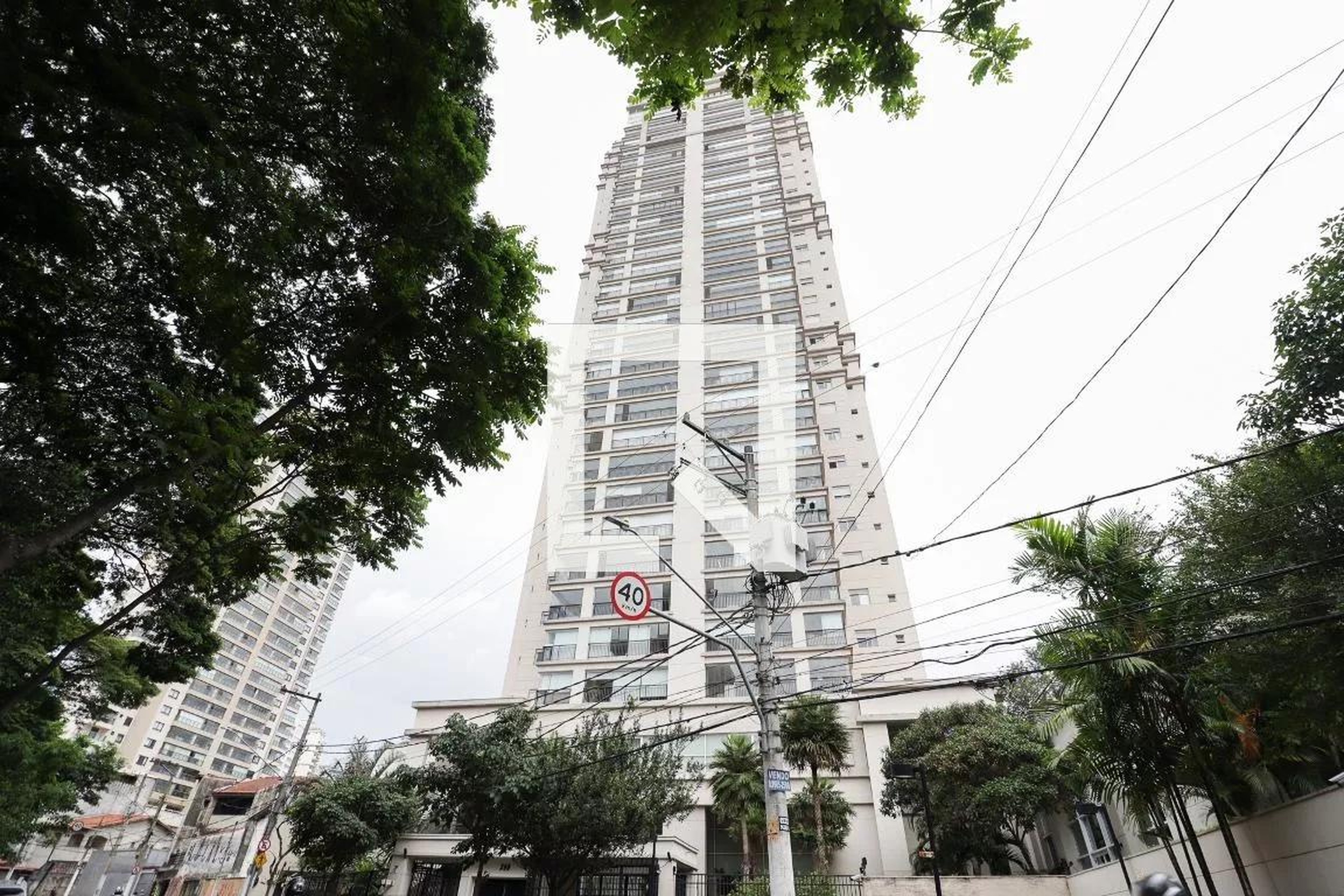 Fachada Condomínio Aureo Santana