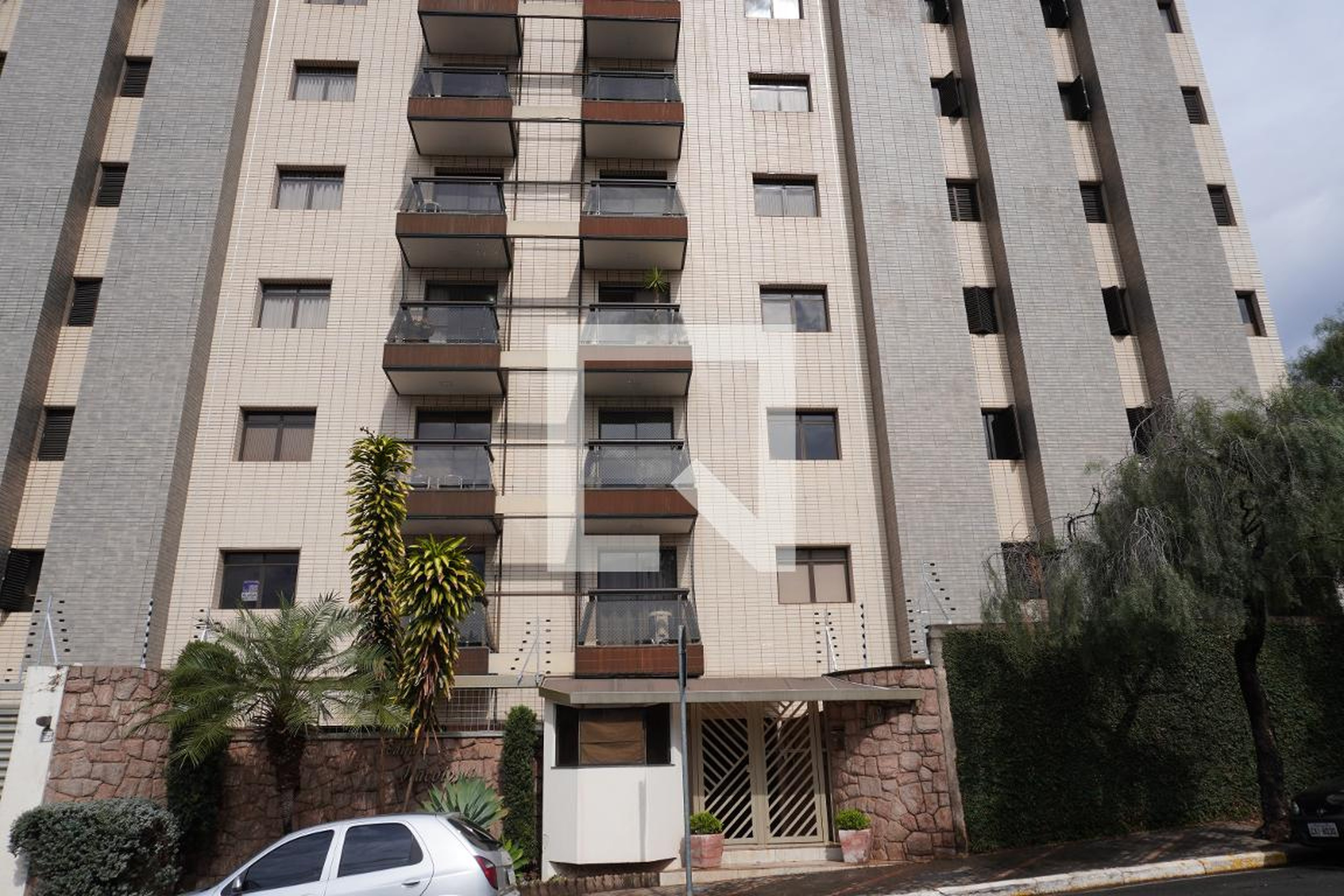 Fachada do Prédio Condomínio em Rua Inhaúma, 310