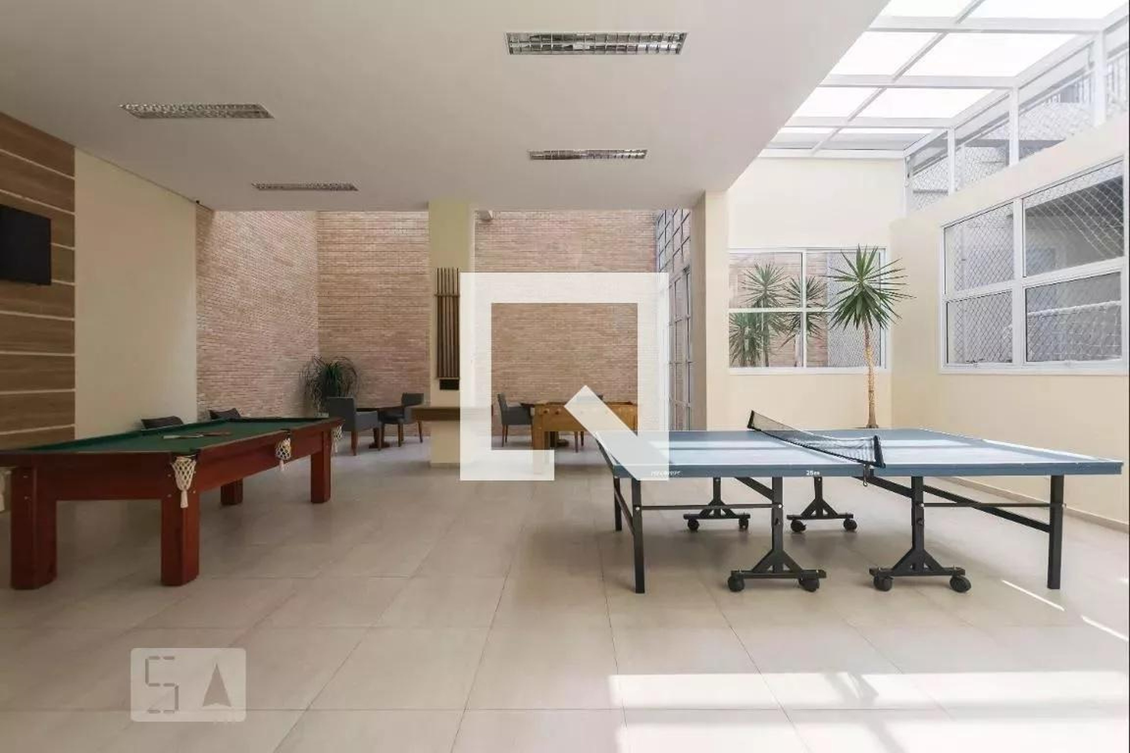 Salão de Jogos - Grand Life