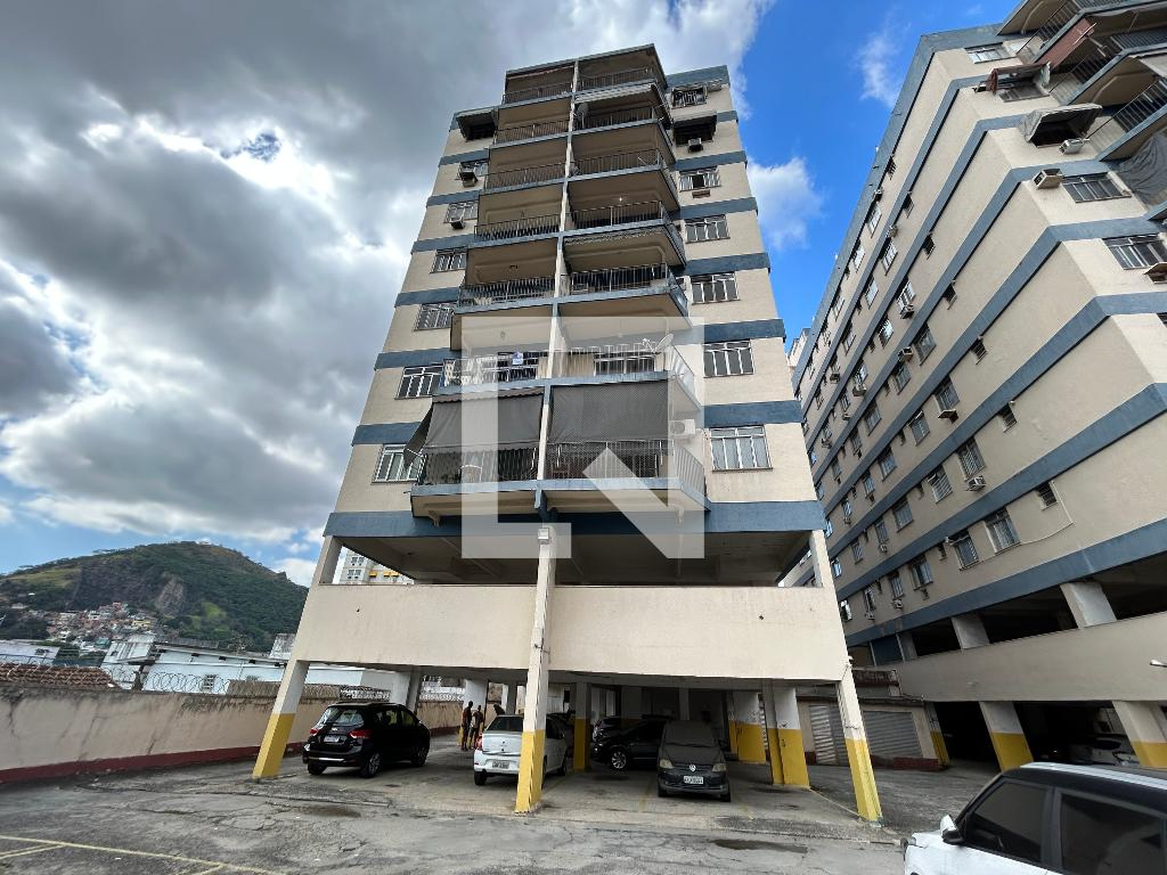 Fachada do Prédio Condomínio em Rua Cândido Benício, 1270a