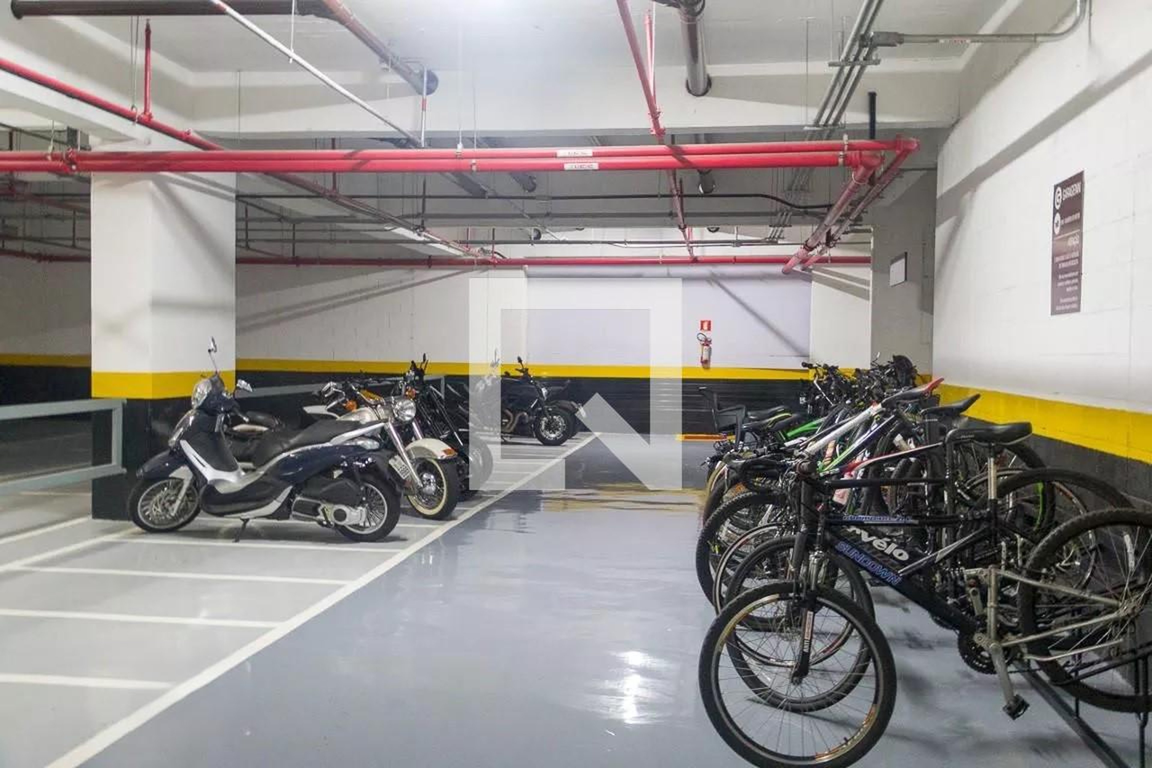 Bicicletario - FL Residence