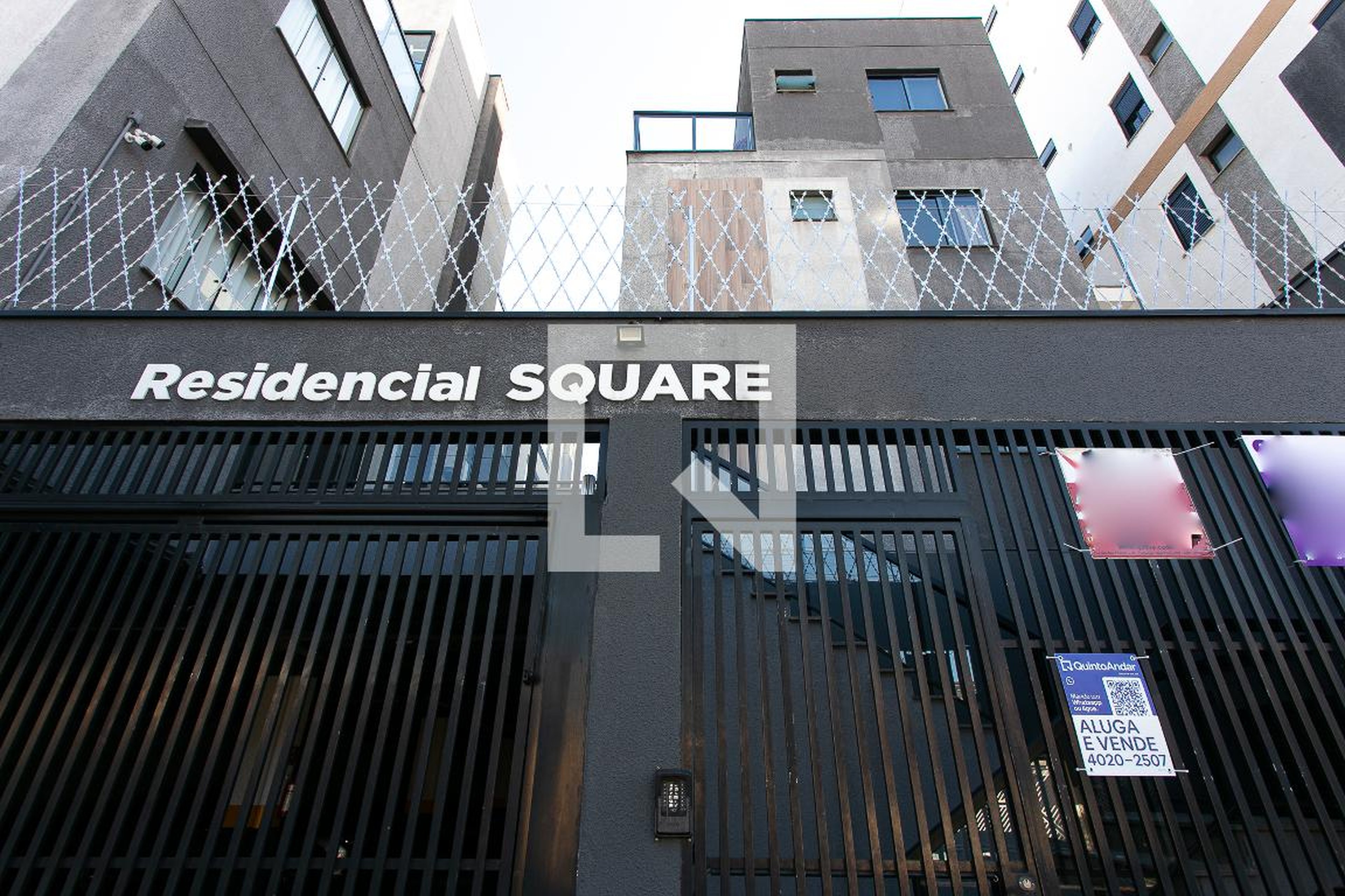 Fachada Condomínio em Rua Hercília, 488