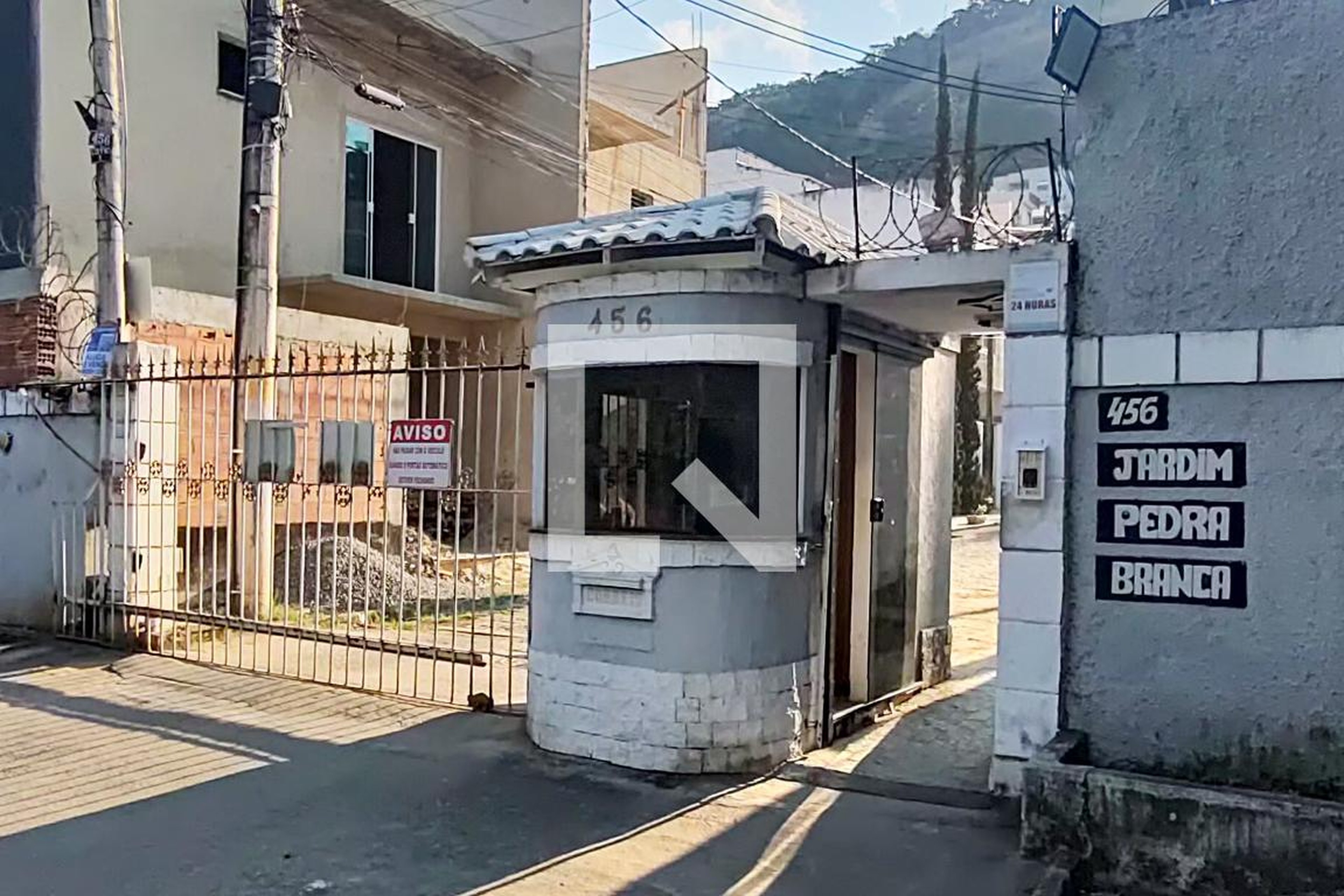 Fachada Condomínio Jardim Pedra Branca