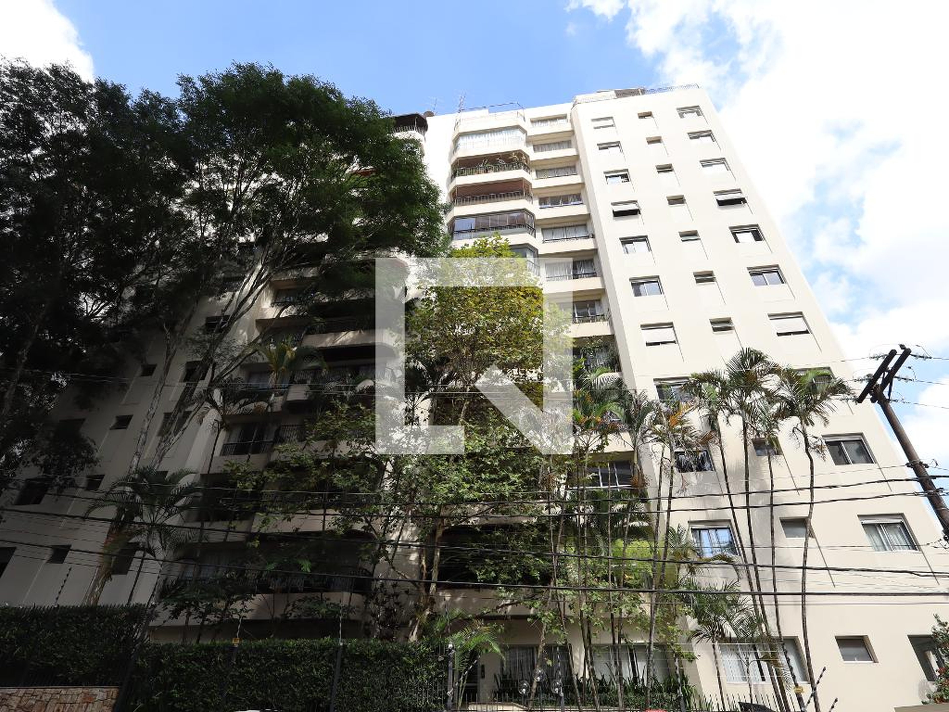 Fachada Edifício Mont Martre