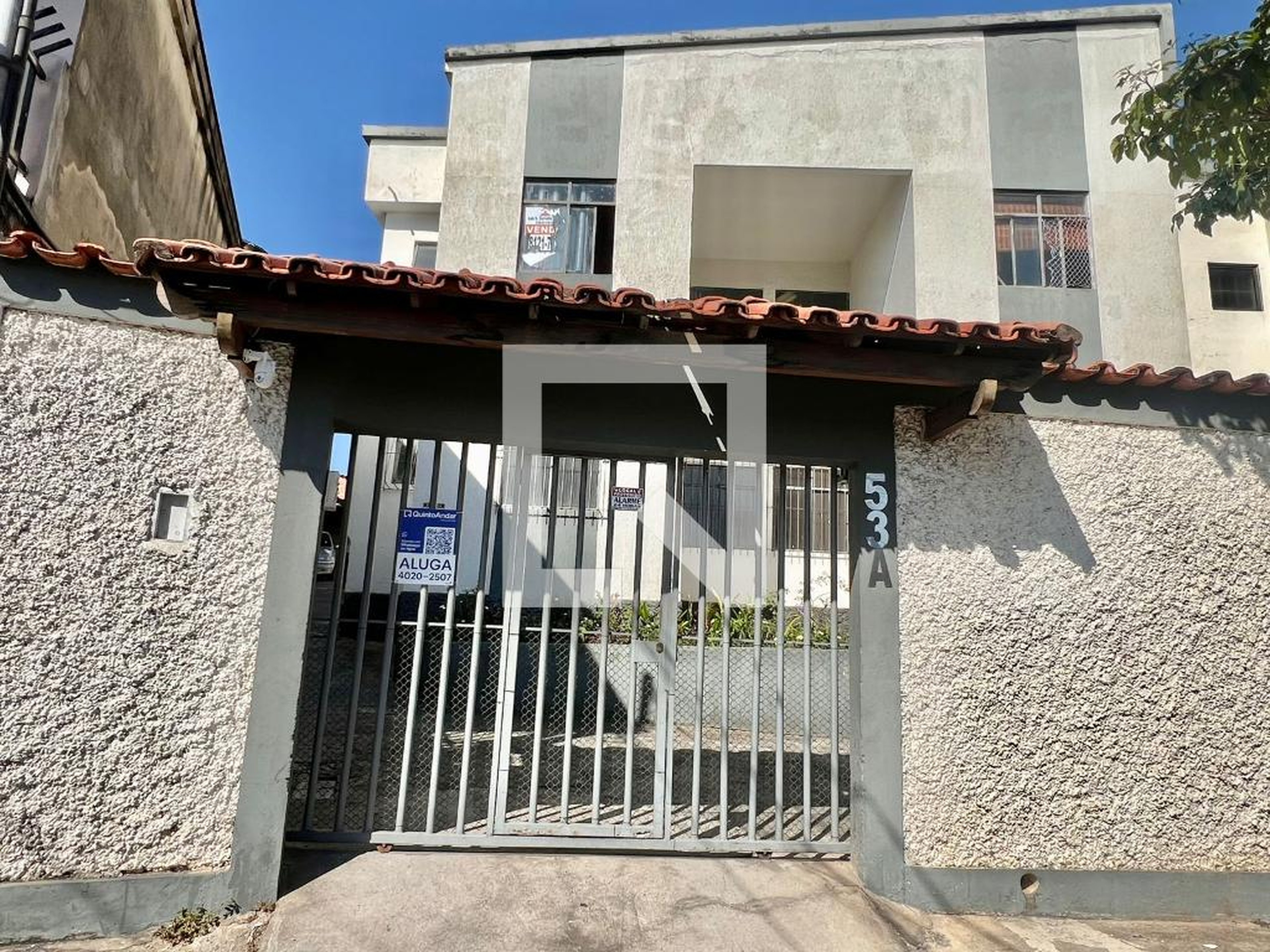 Fachada Condomínio em Rua Lourival Soares de Gouvea, 53