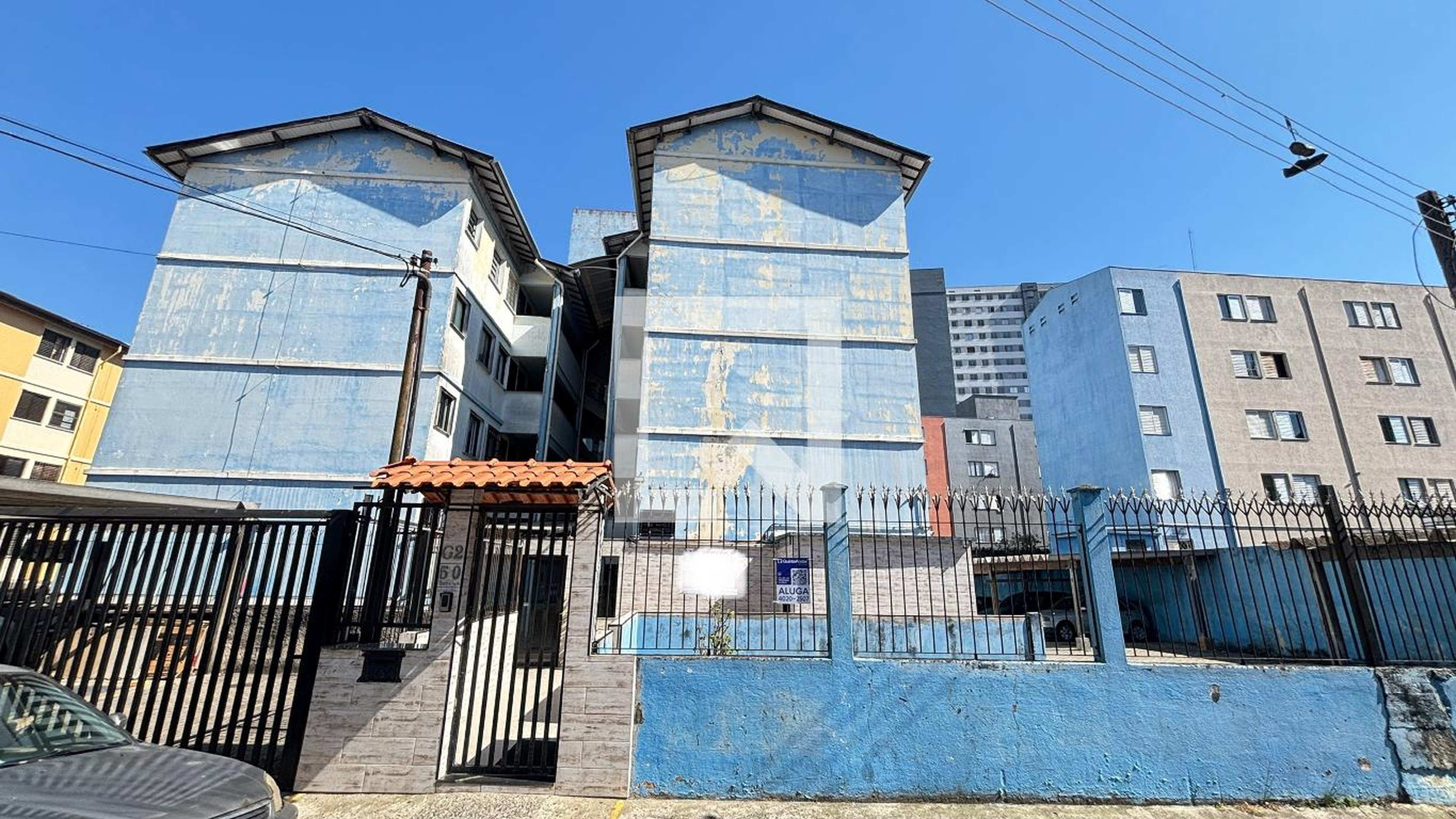 Fachada Condomínio em Rua Cambuci, 50