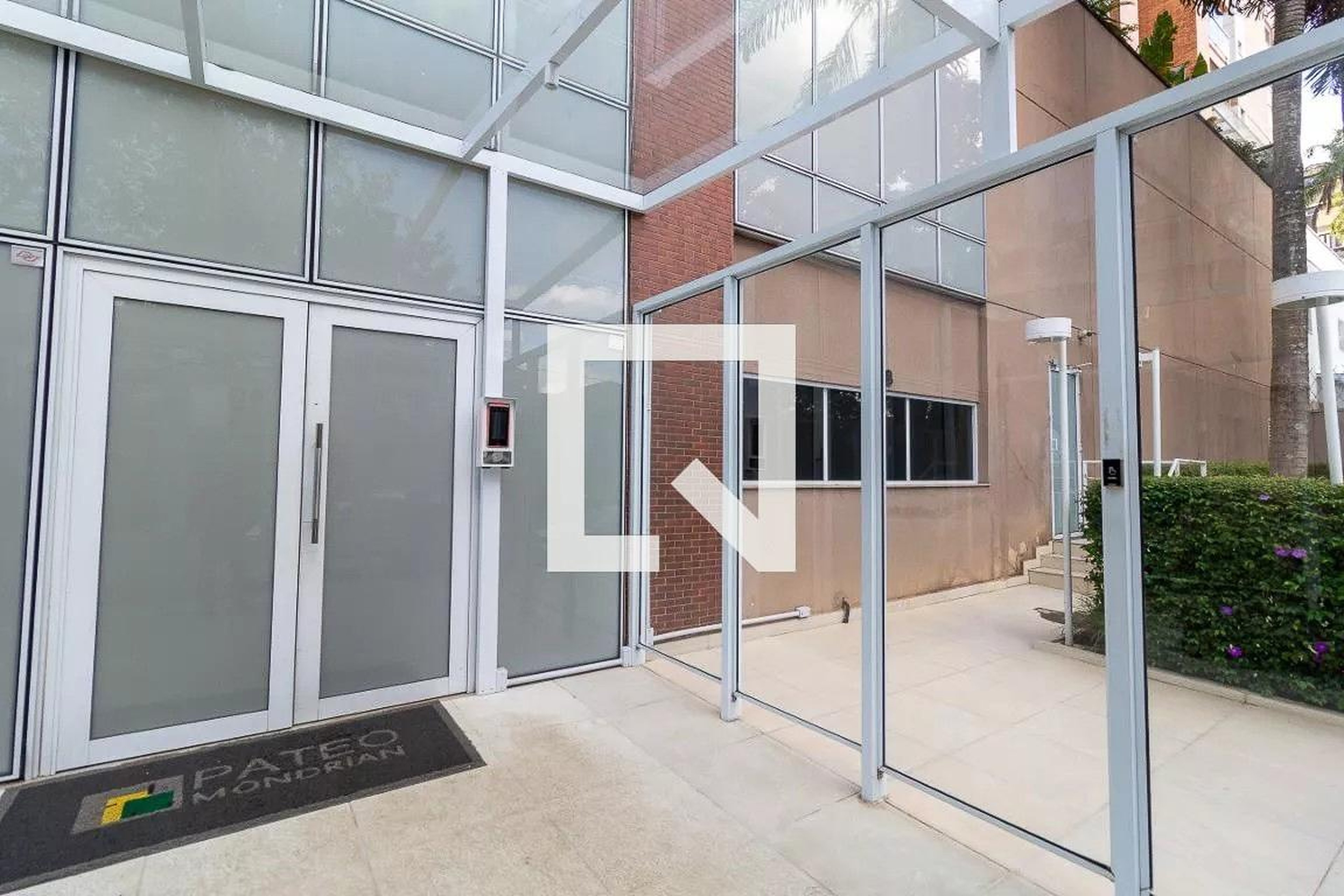 Entrada - Edifício Pateo Mondrian