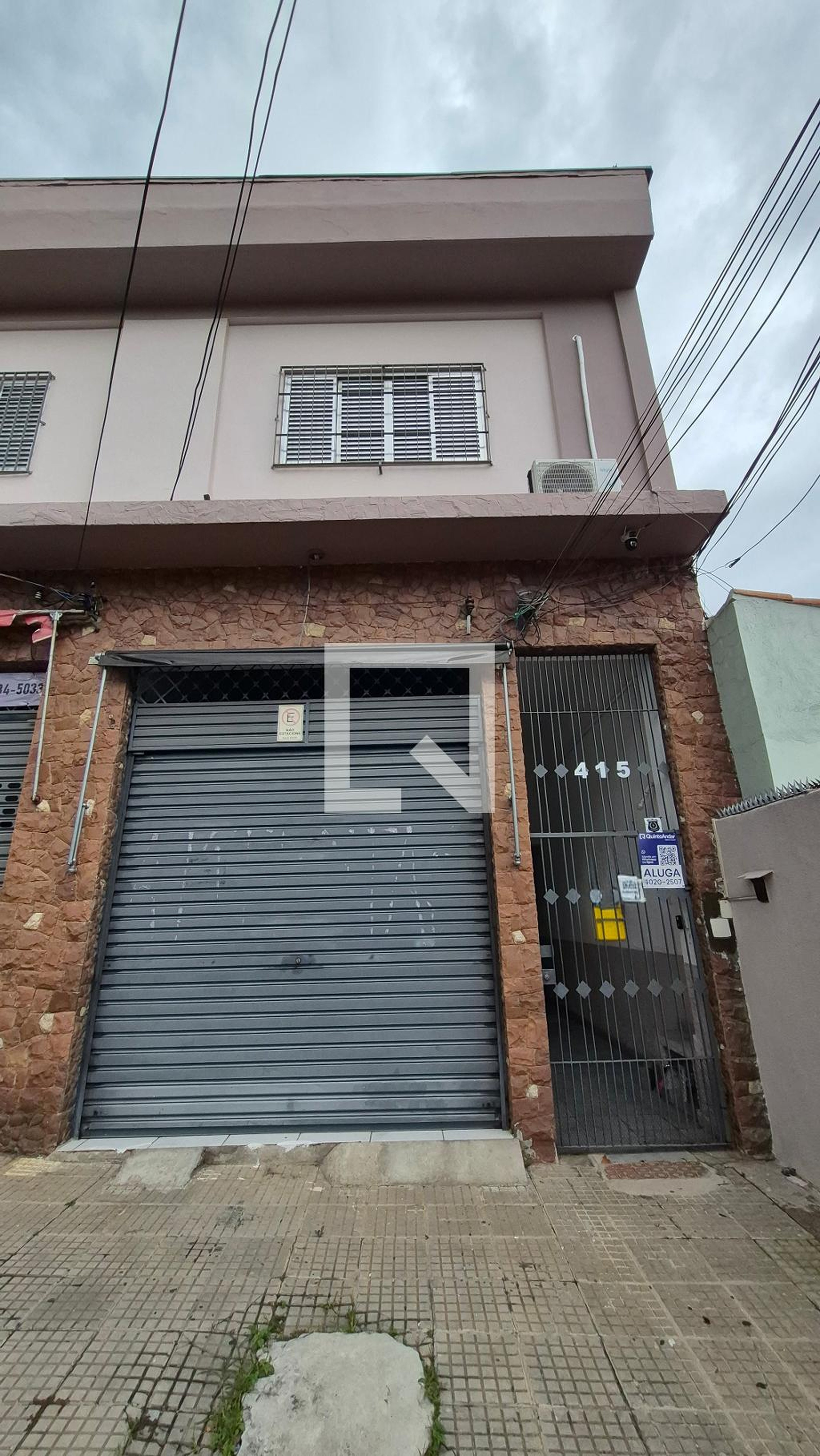 Fachada Condomínio em Rua Carneiro de Campos, 415