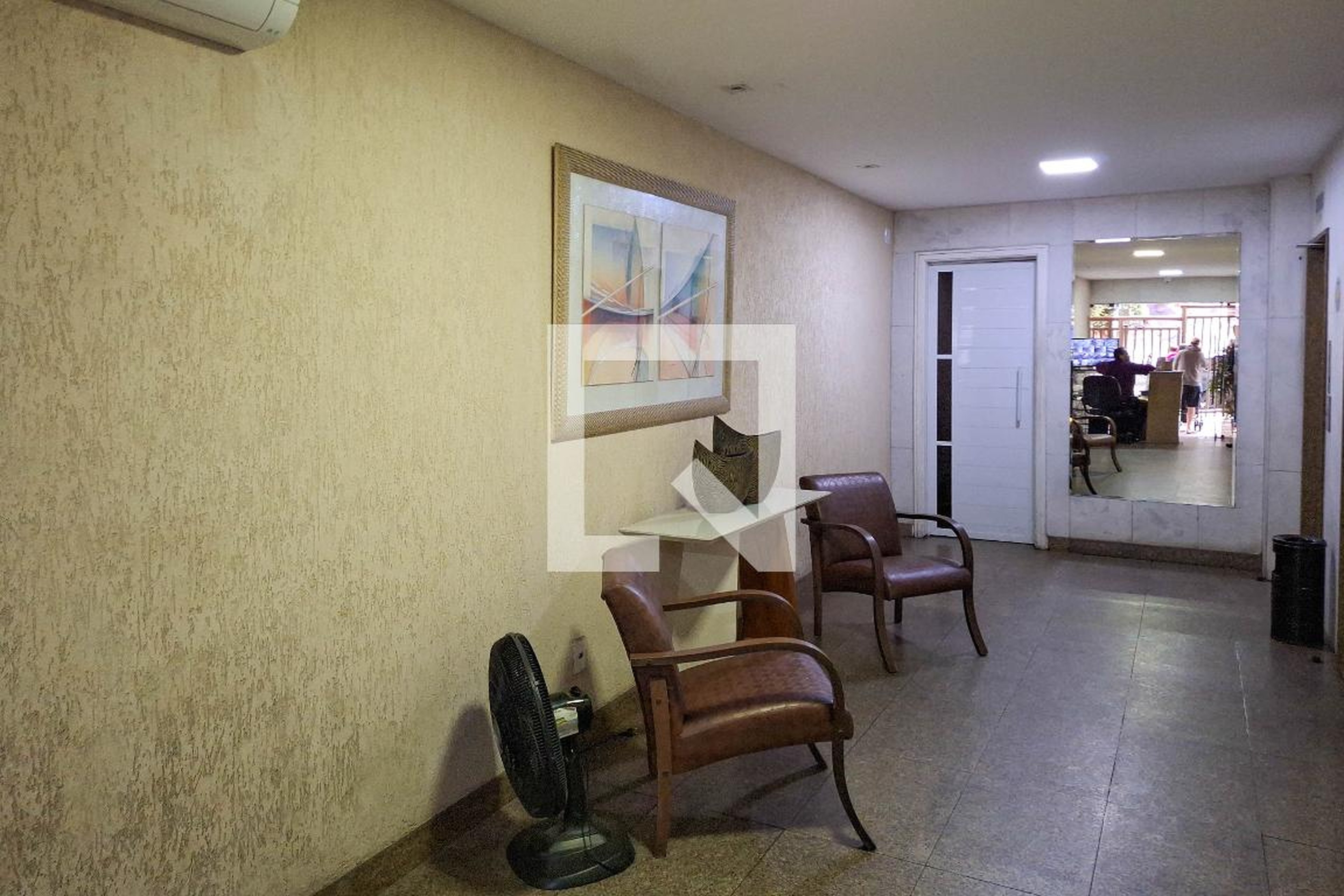 Área comum - Cidades de Santerem e Evora