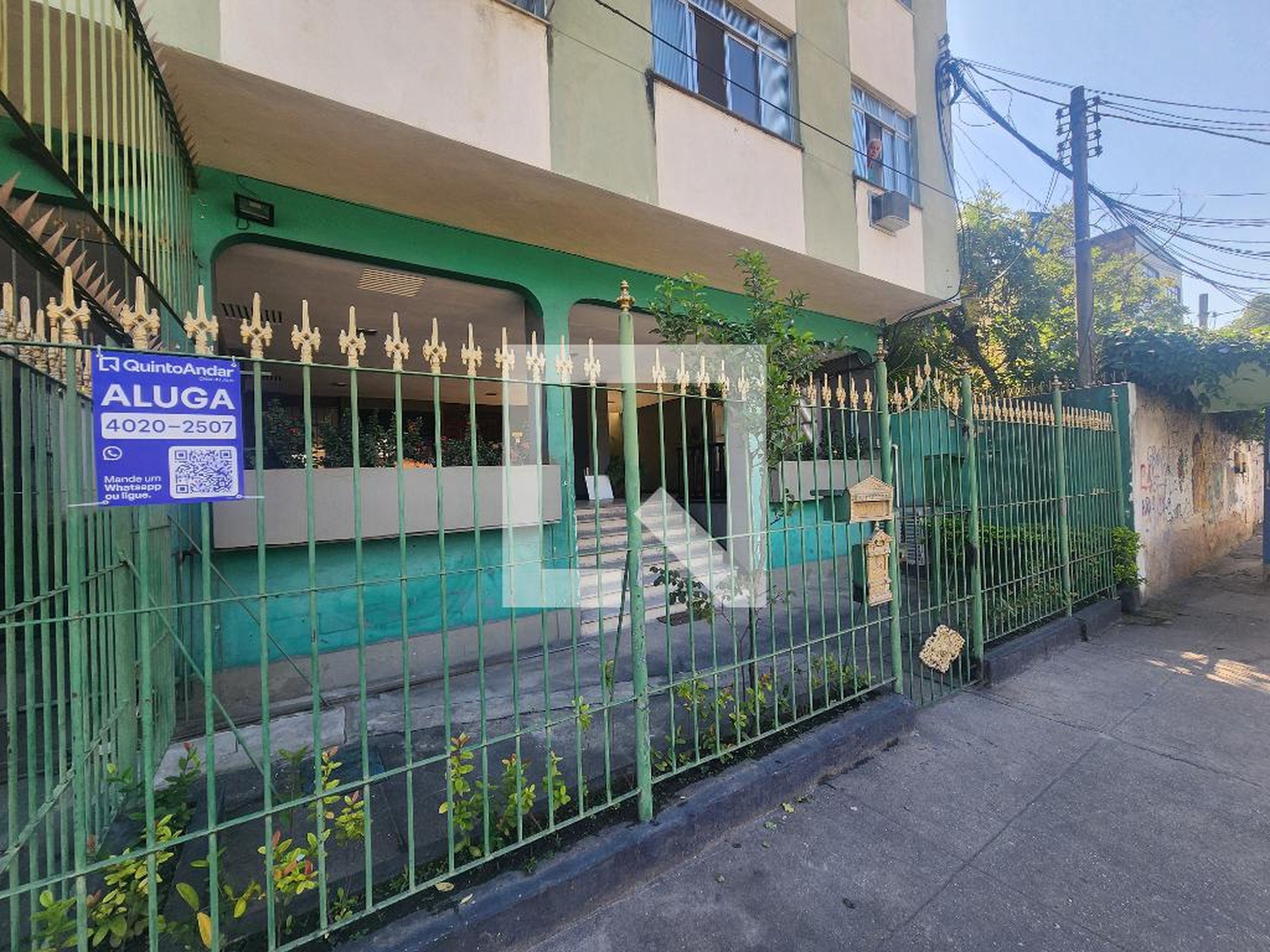 Fachada Condomínio em Rua Coronel Serrado, 867