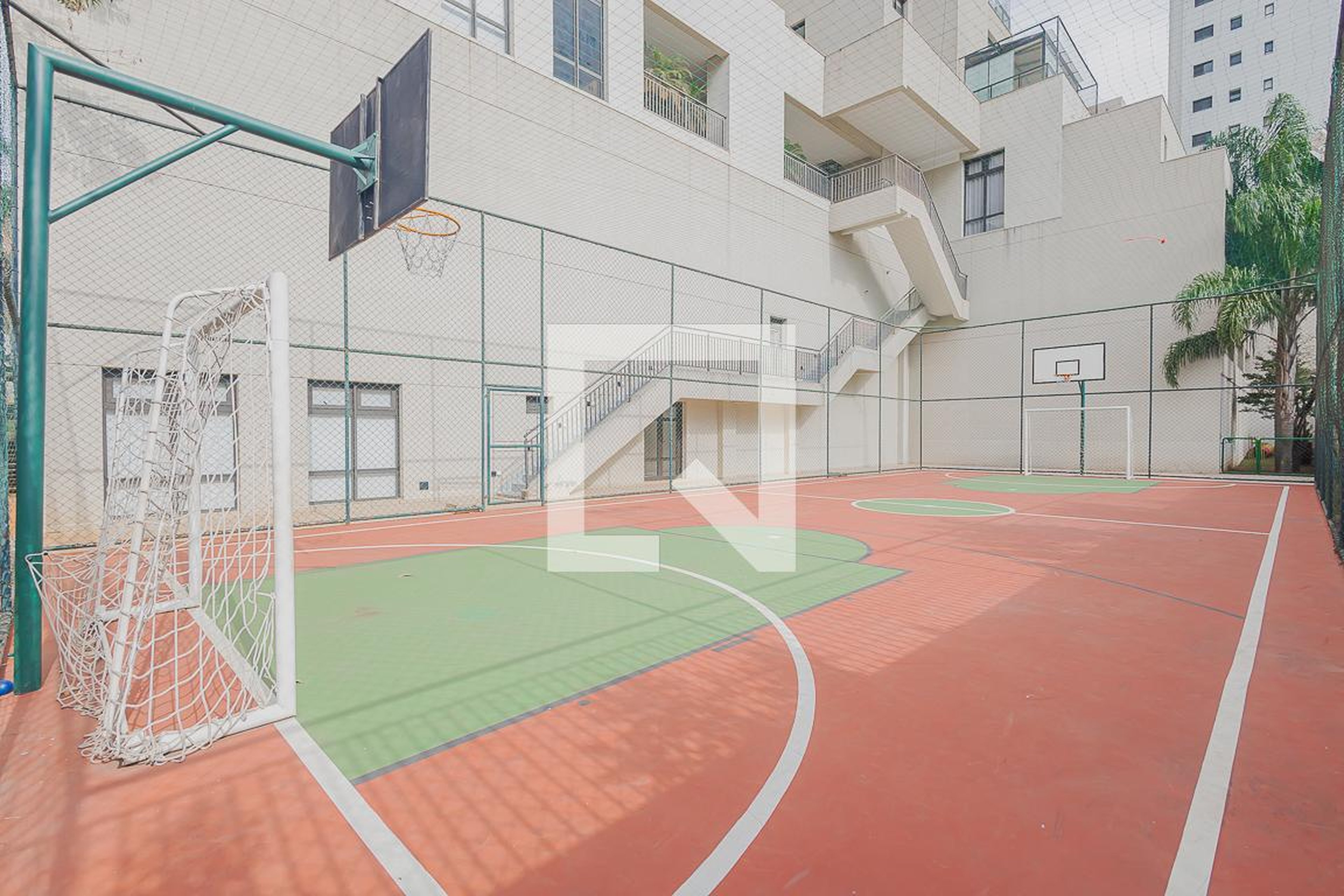 Quadra Esportiva - Mondrian