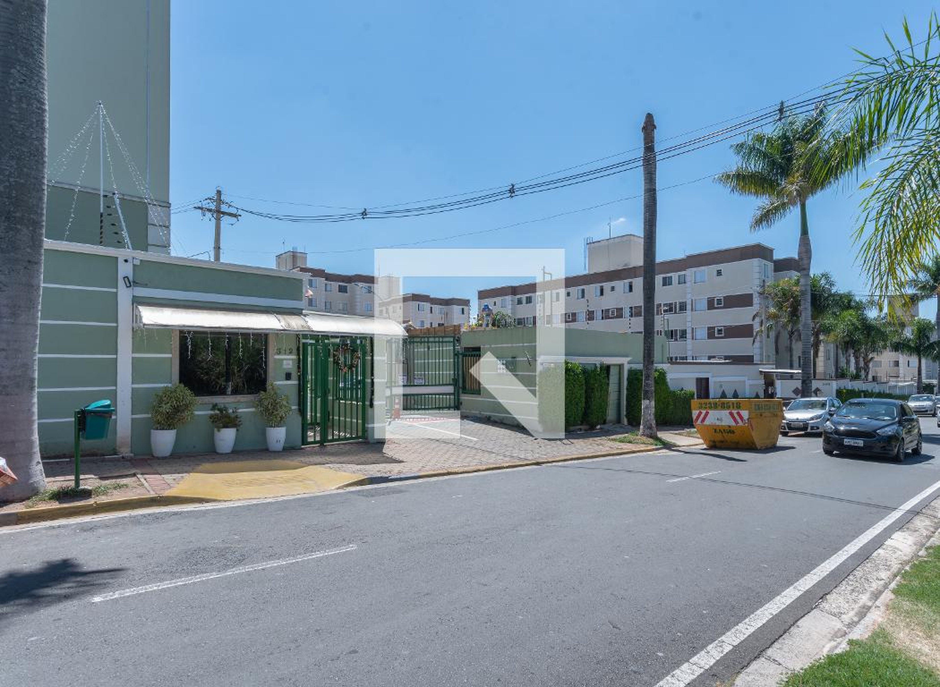 Fachada Condomínio em Avenida São José dos Campos, 327