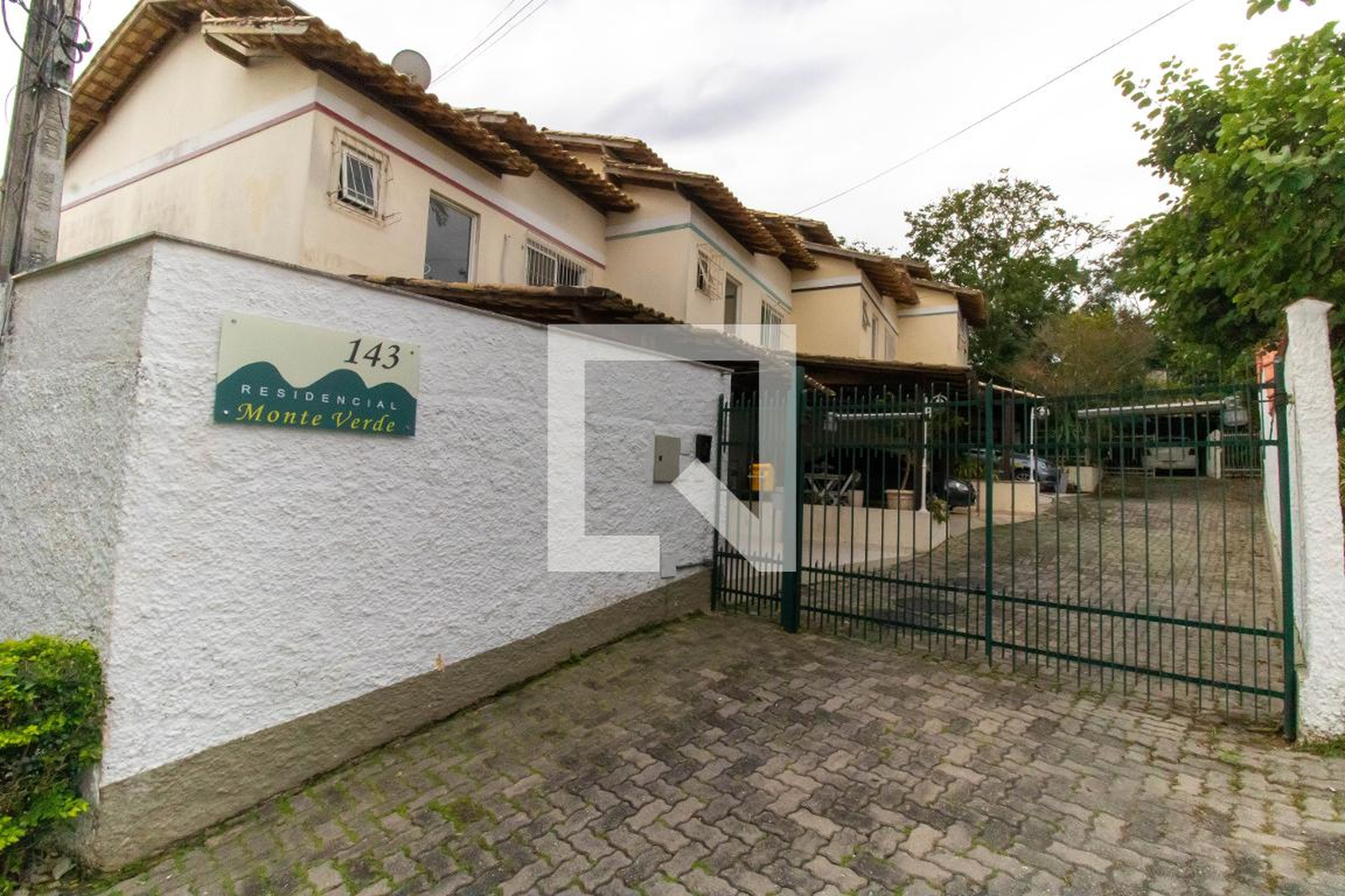 Fachada Condomínio em Rua Benta Pereira, 143