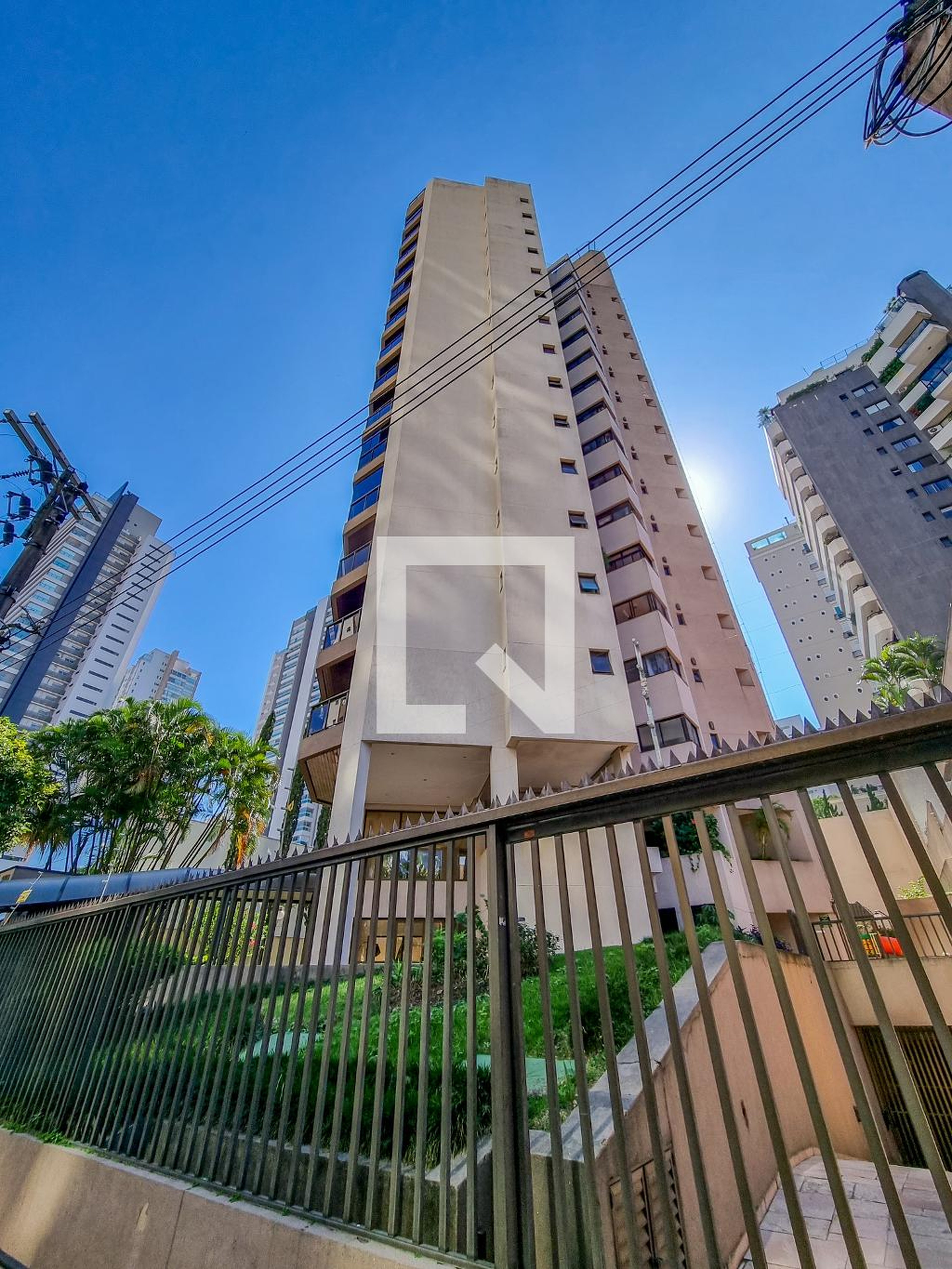 Fachada Condomínio Topazio