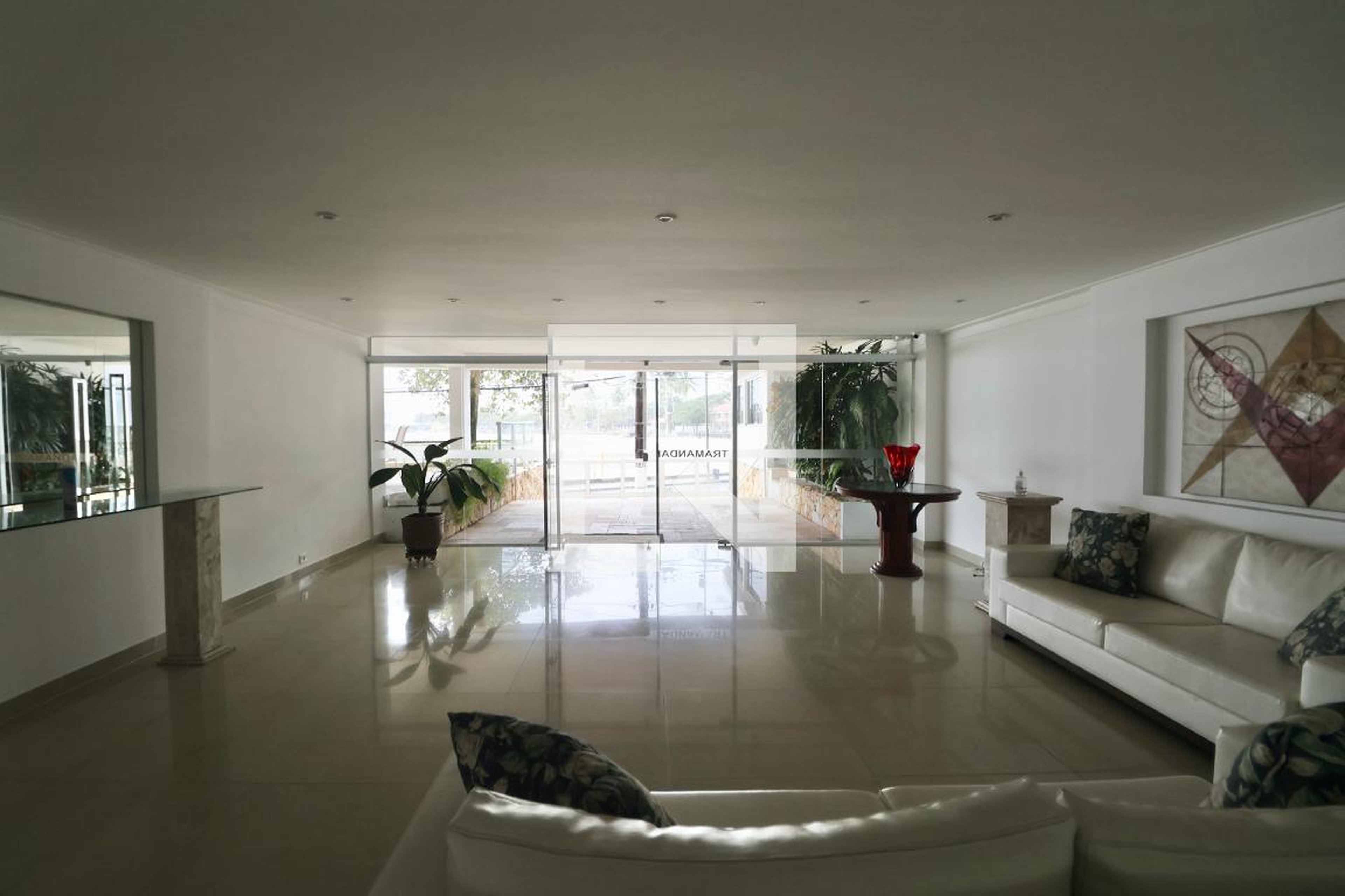 Hall de entrada - Edifício Golden Beach
