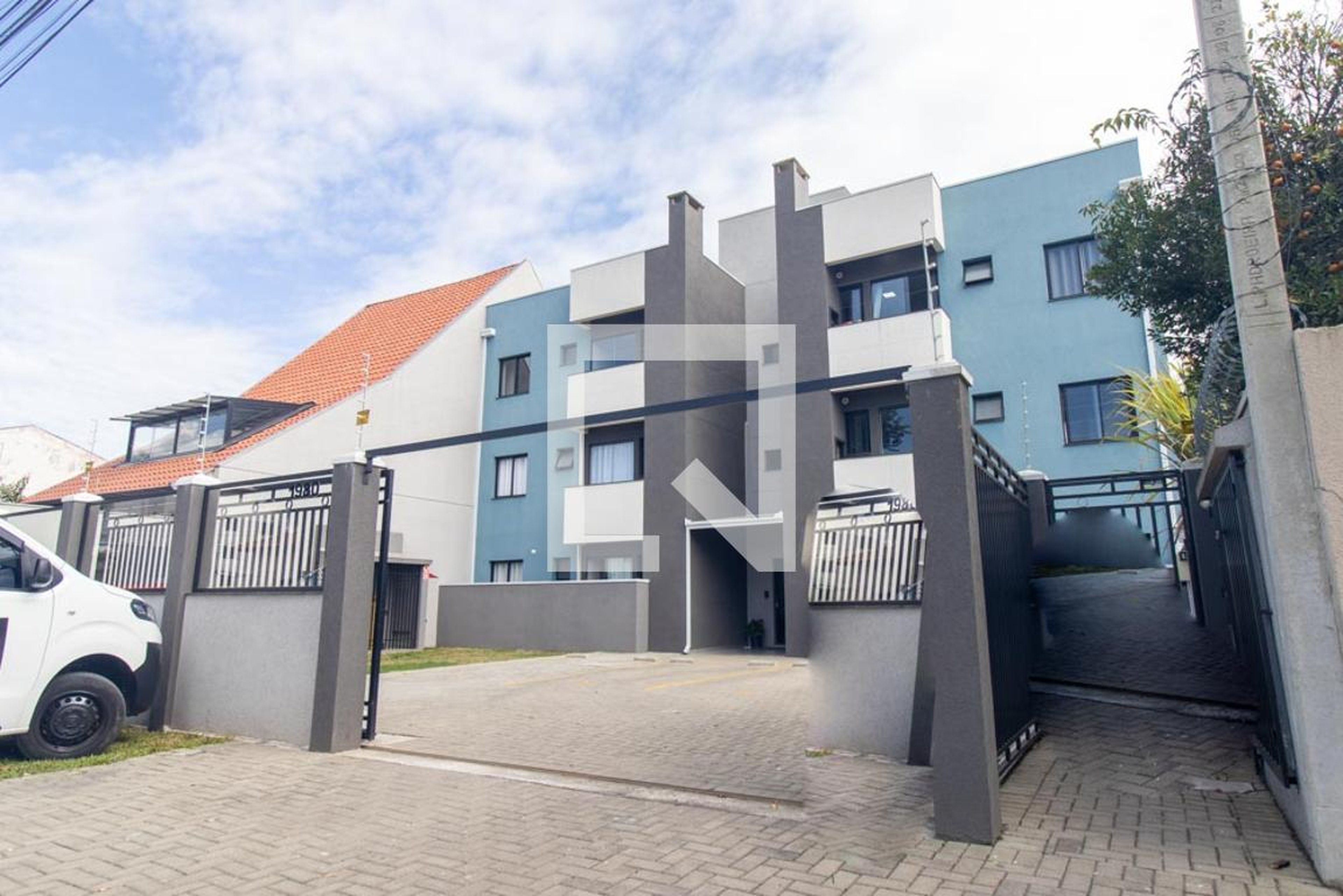 Fachada do Condomínio Condomínio em Rua Fortaleza, 1980