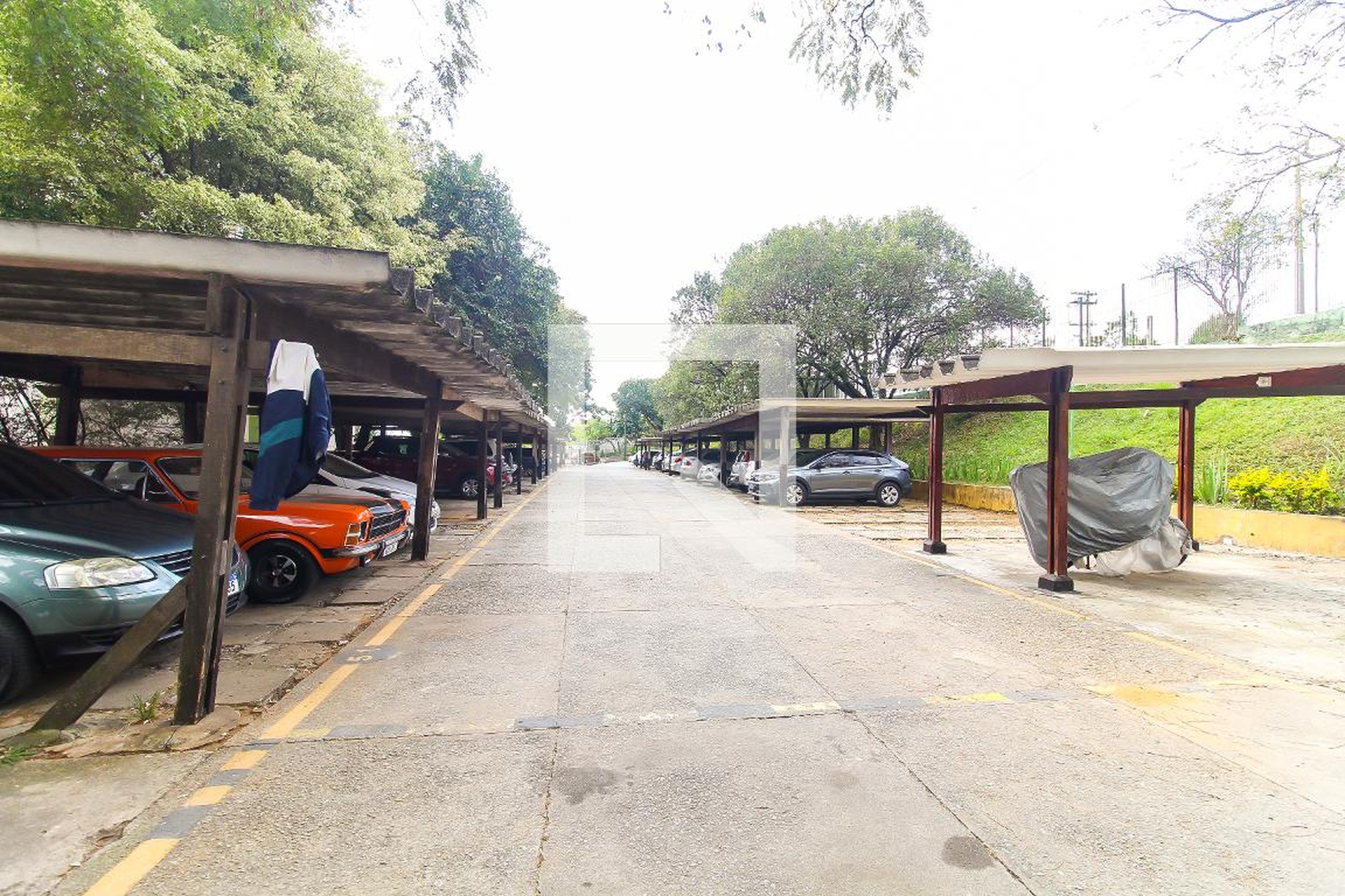Estacionamento - Conjunto Habitacional das Perolas