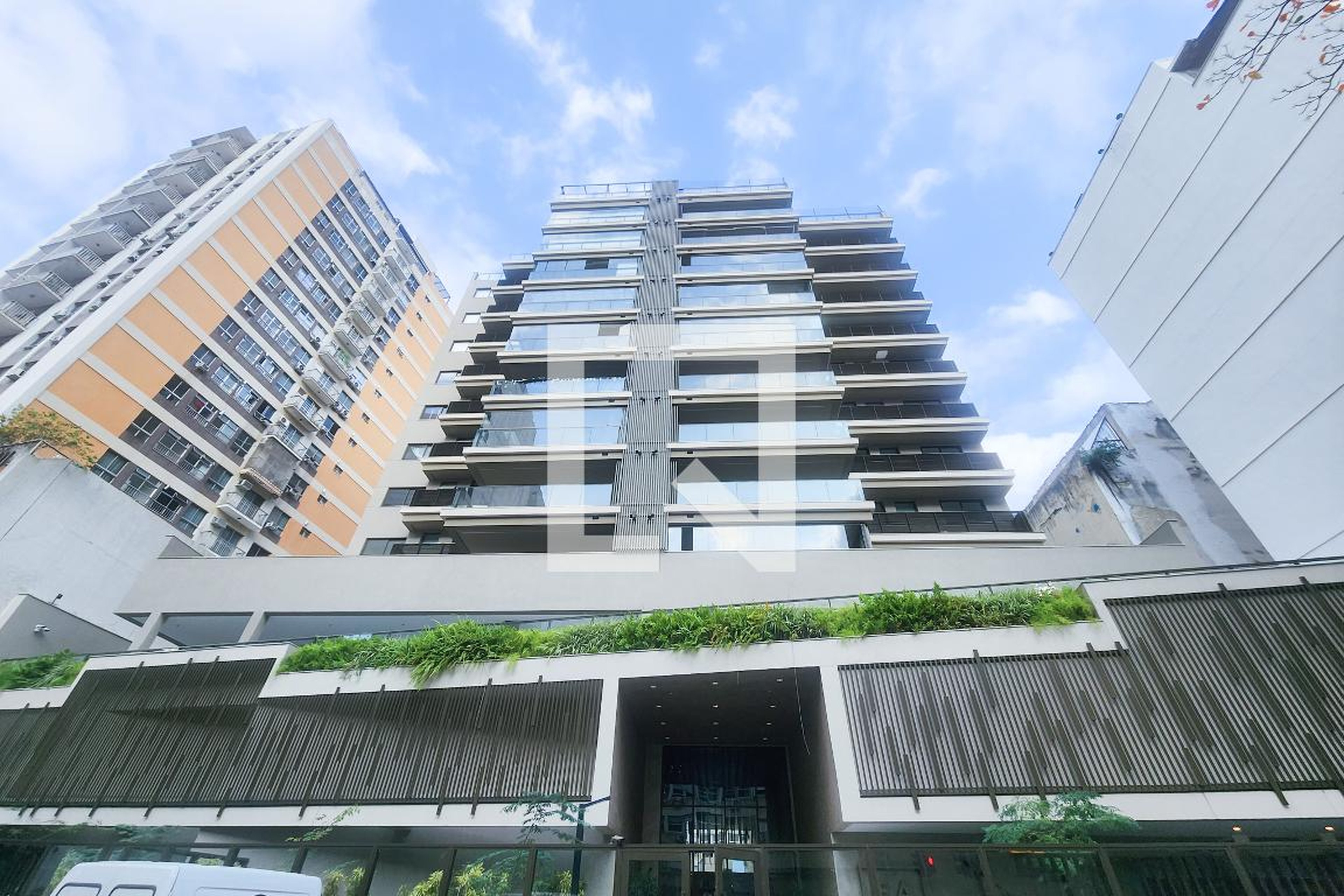 Fachada Condomínio Easy Botafogo