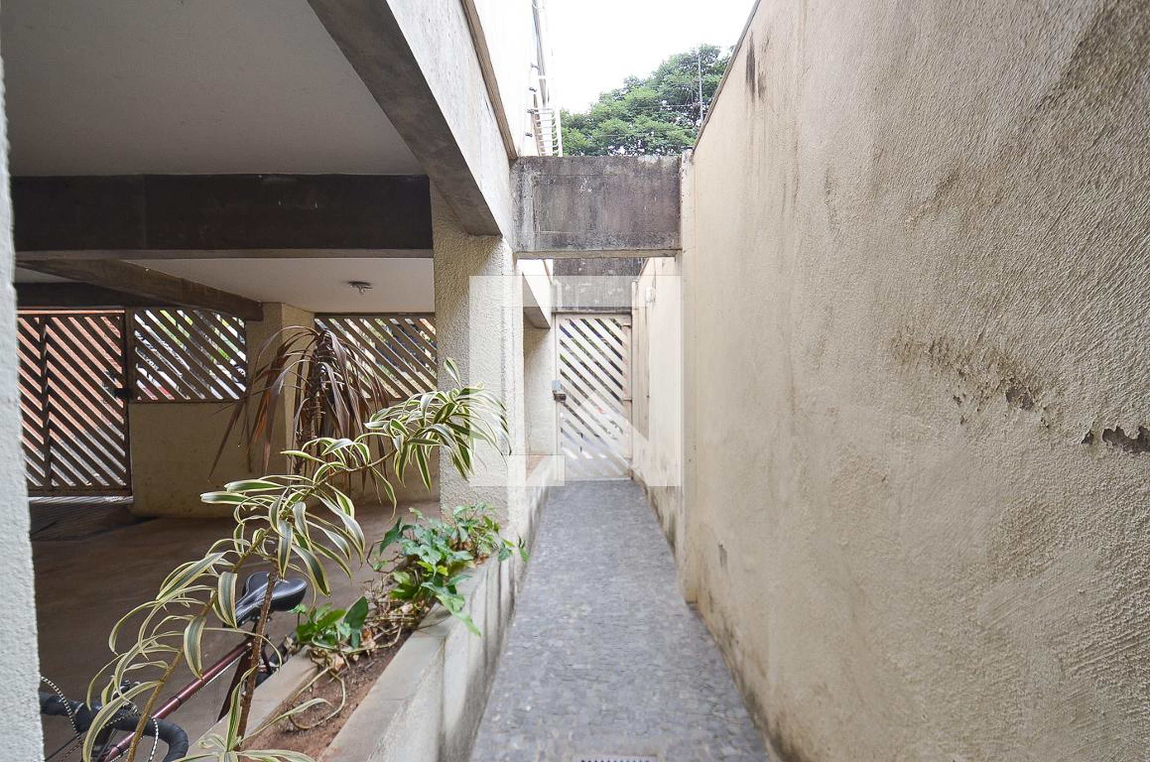 Entrada - Edifício Emmanuel Russo