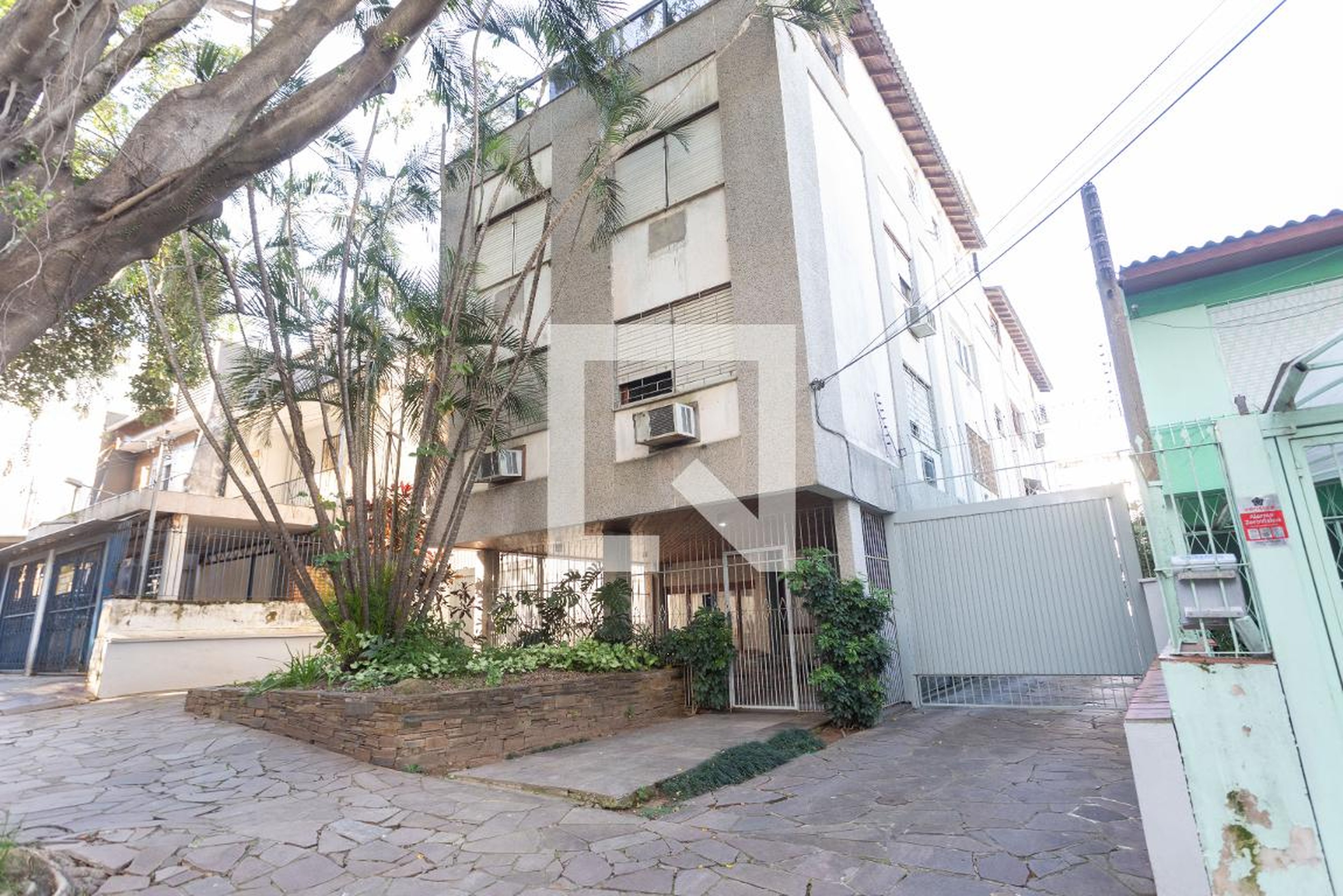 Fachada do Prédio Condomínio em Rua Sinimbú, 172