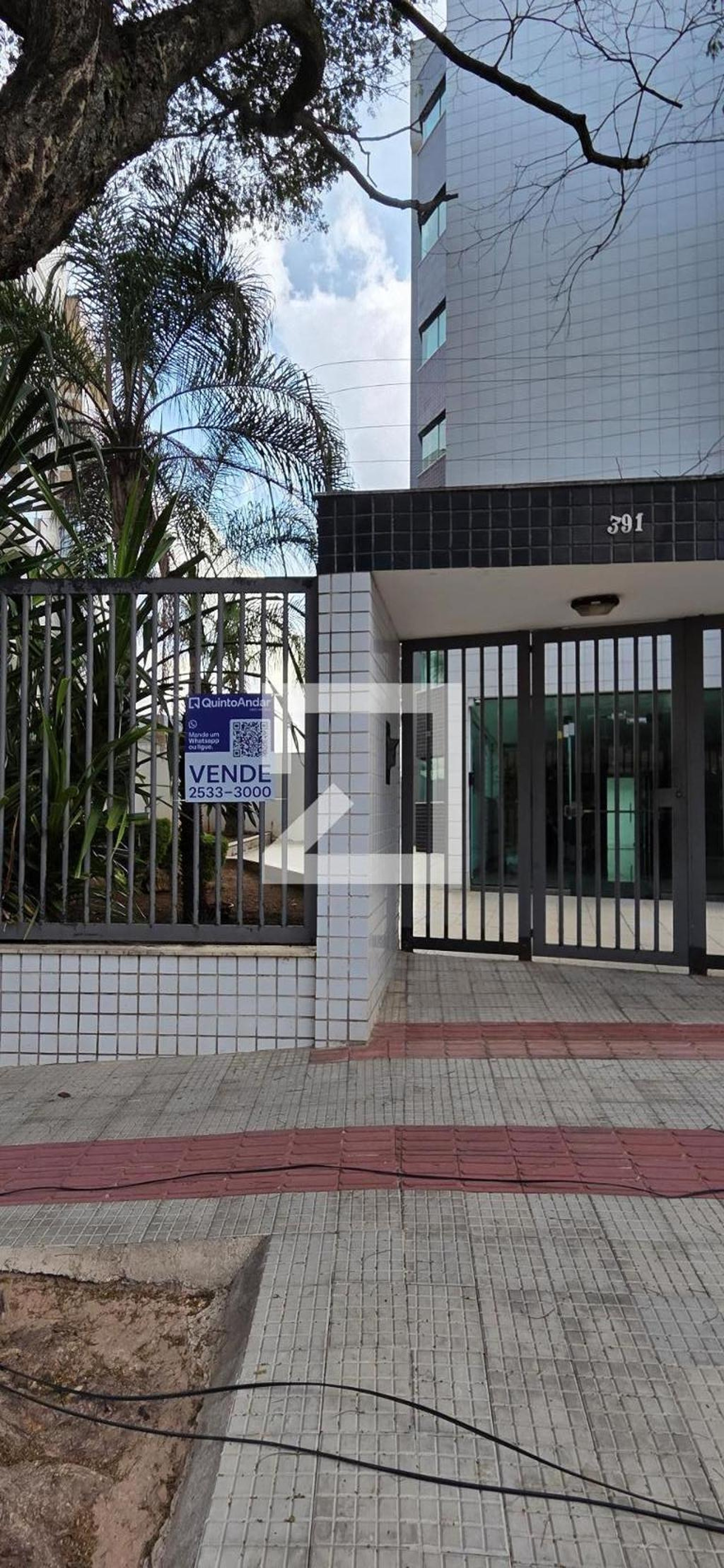 Fachada Condomínio em Rua Cônsul Walter, 391