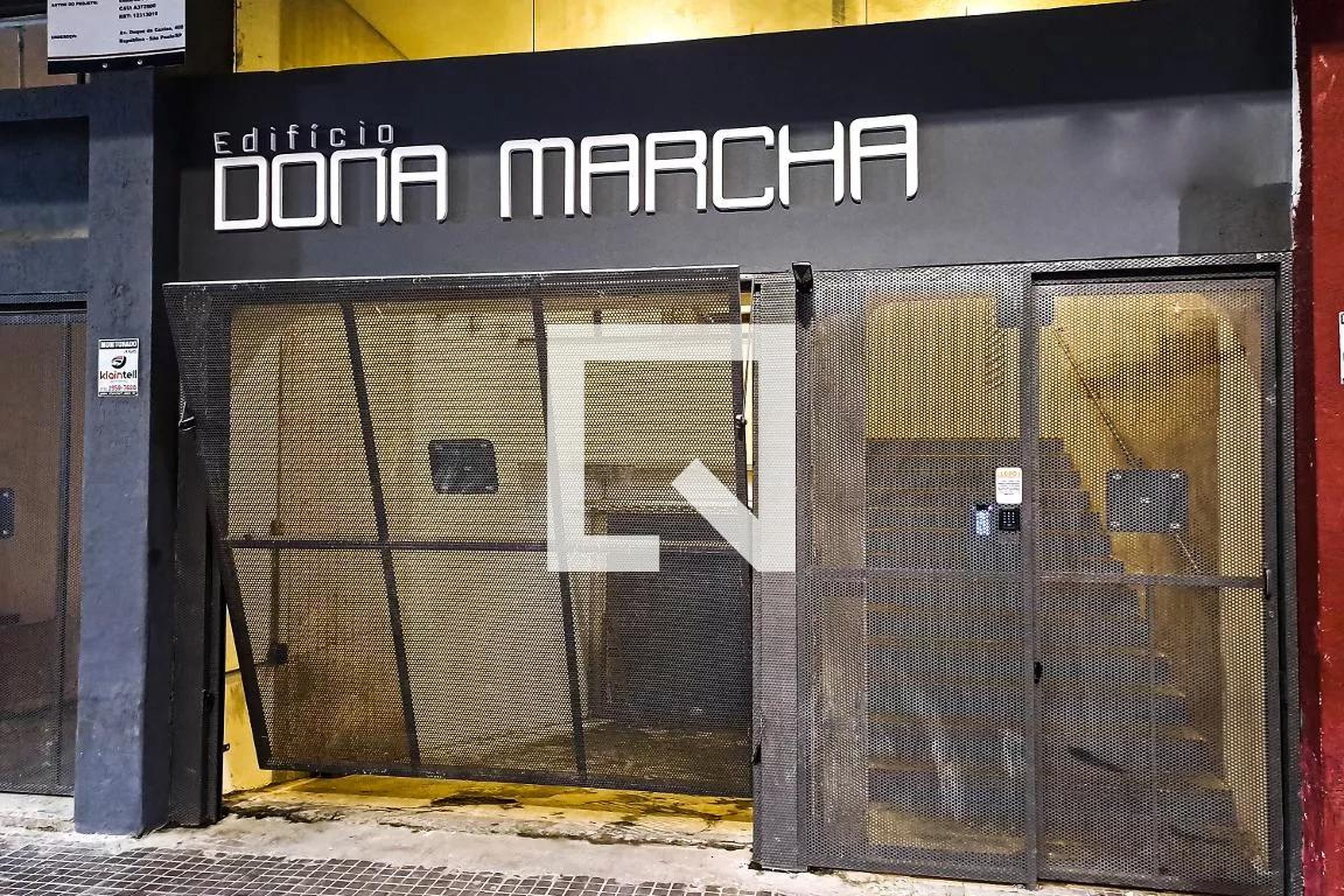 Fachada Edifício Dona Marcha