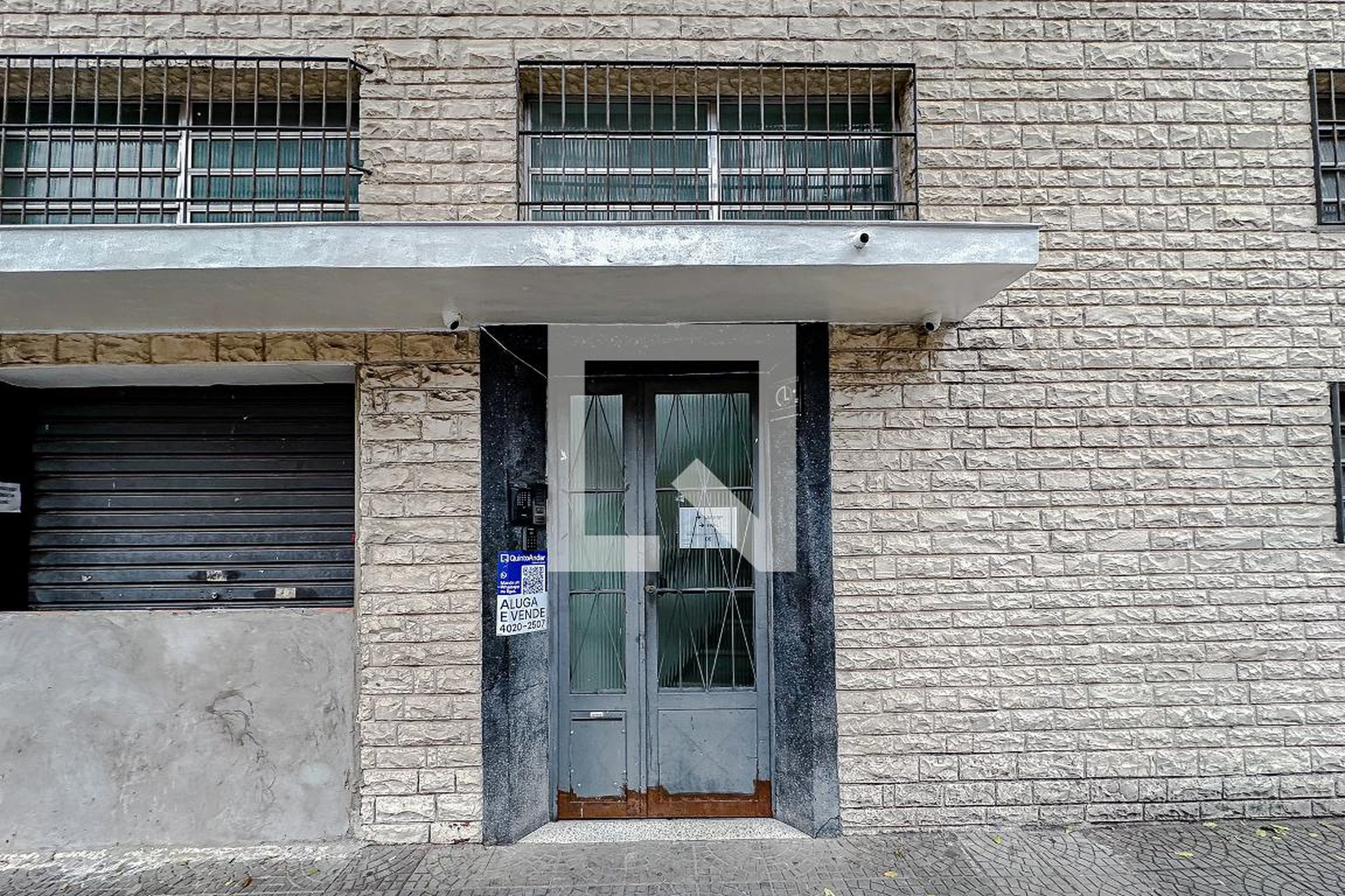 Fachada Condomínio em Rua Casemiro de Abreu, 507