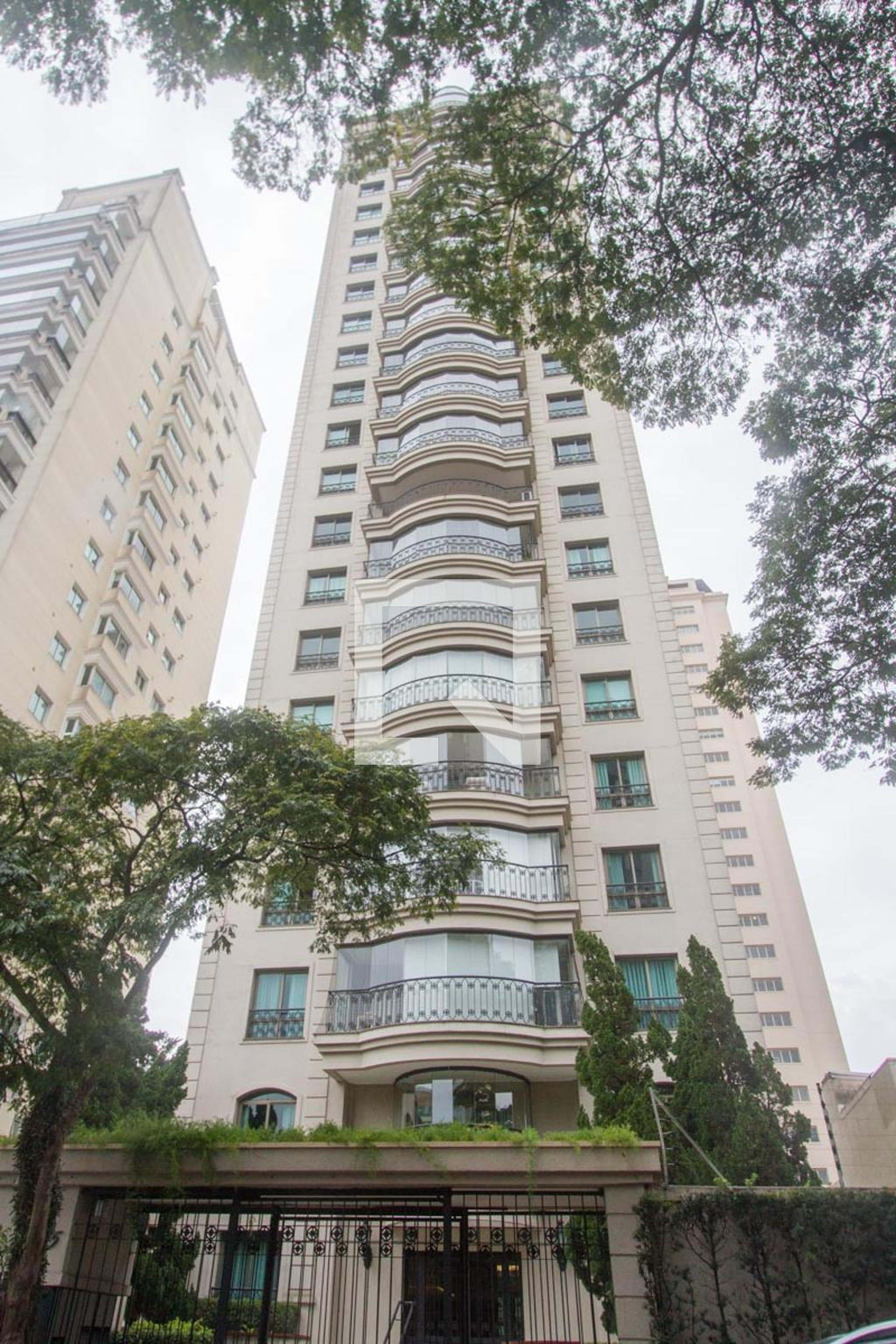 Fachada Condomínio Jardim de Monet