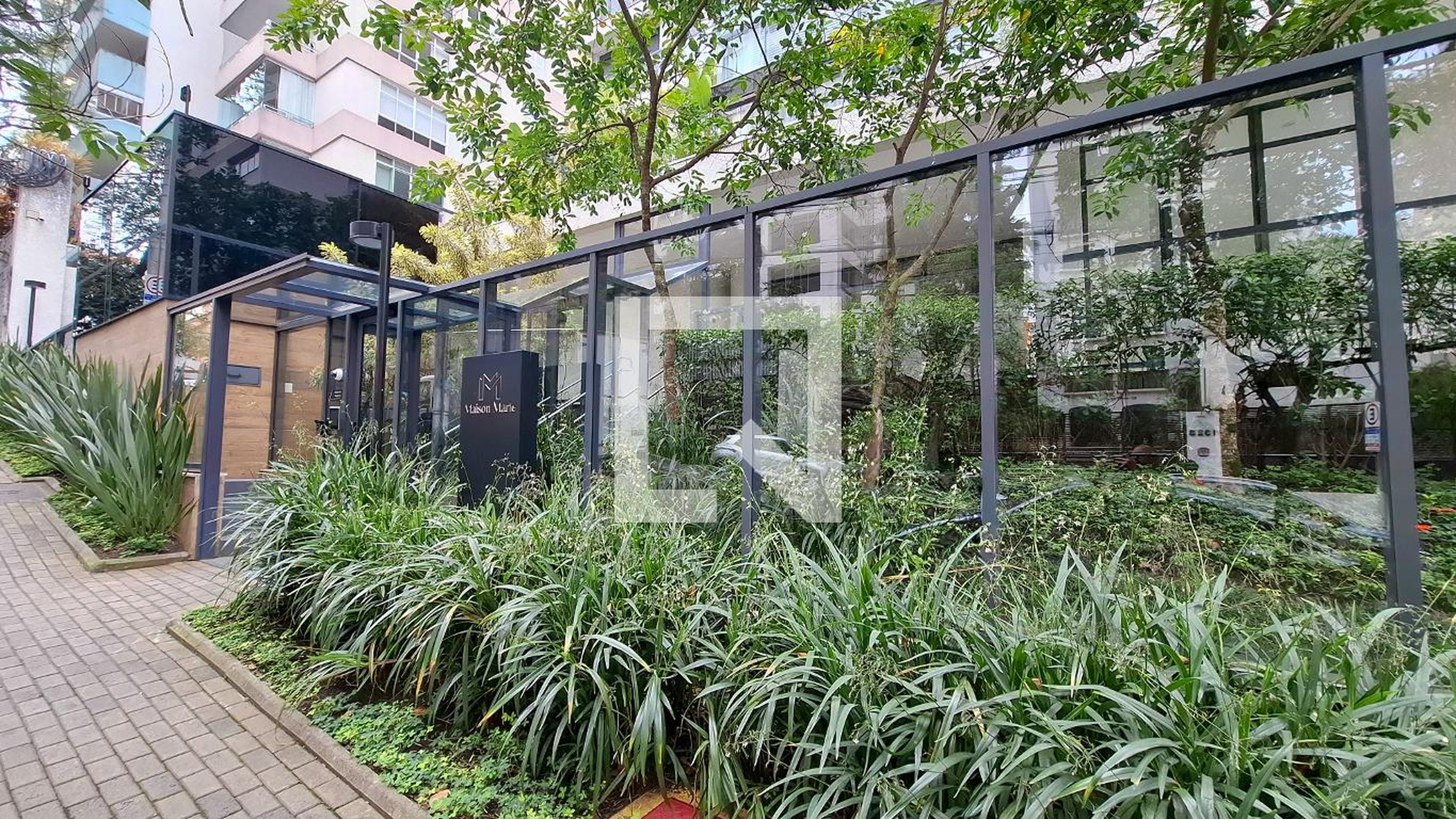 Fachada do Prédio Condomínio Maison Marie