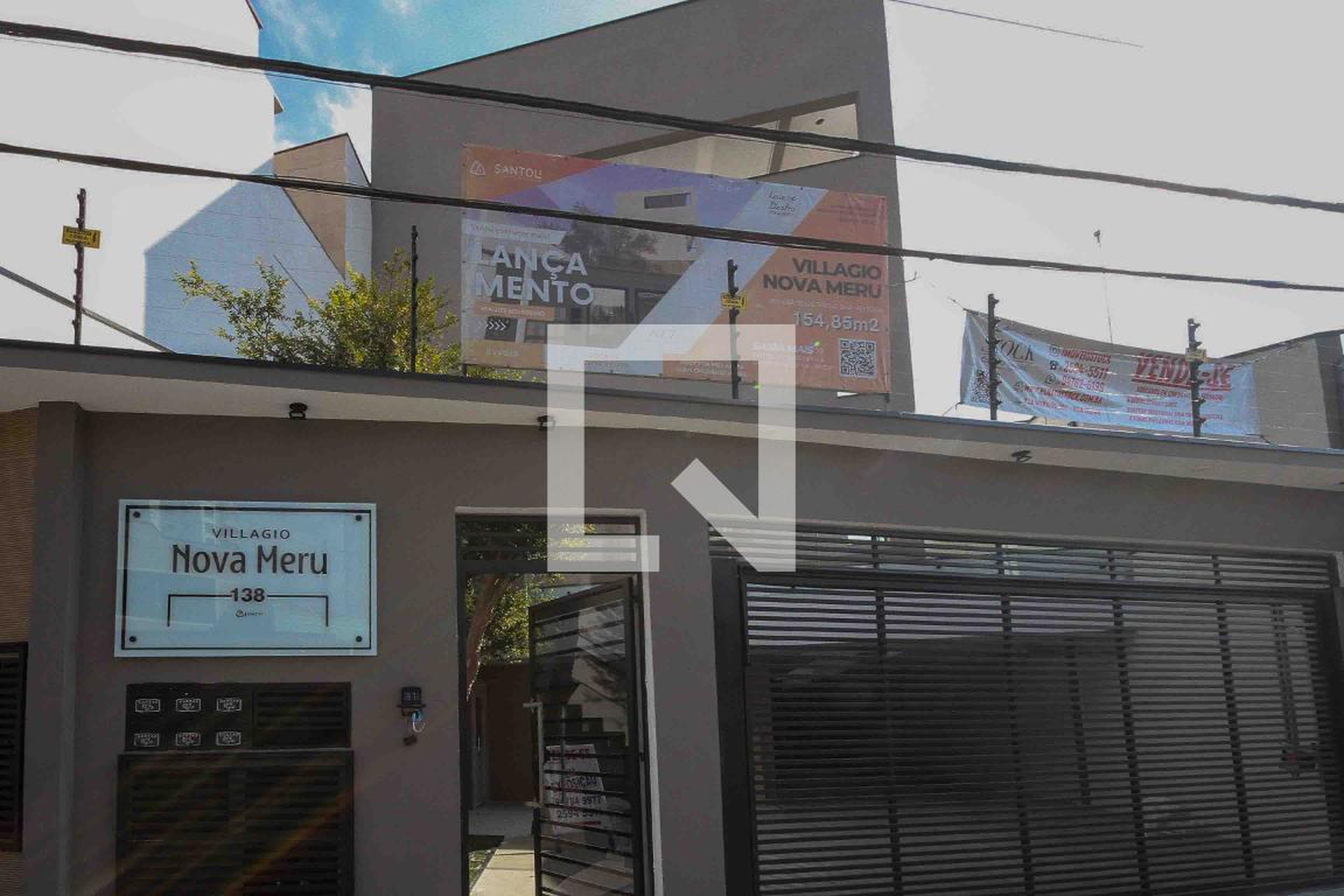 Fachada Condomínio em Rua Meru, 138