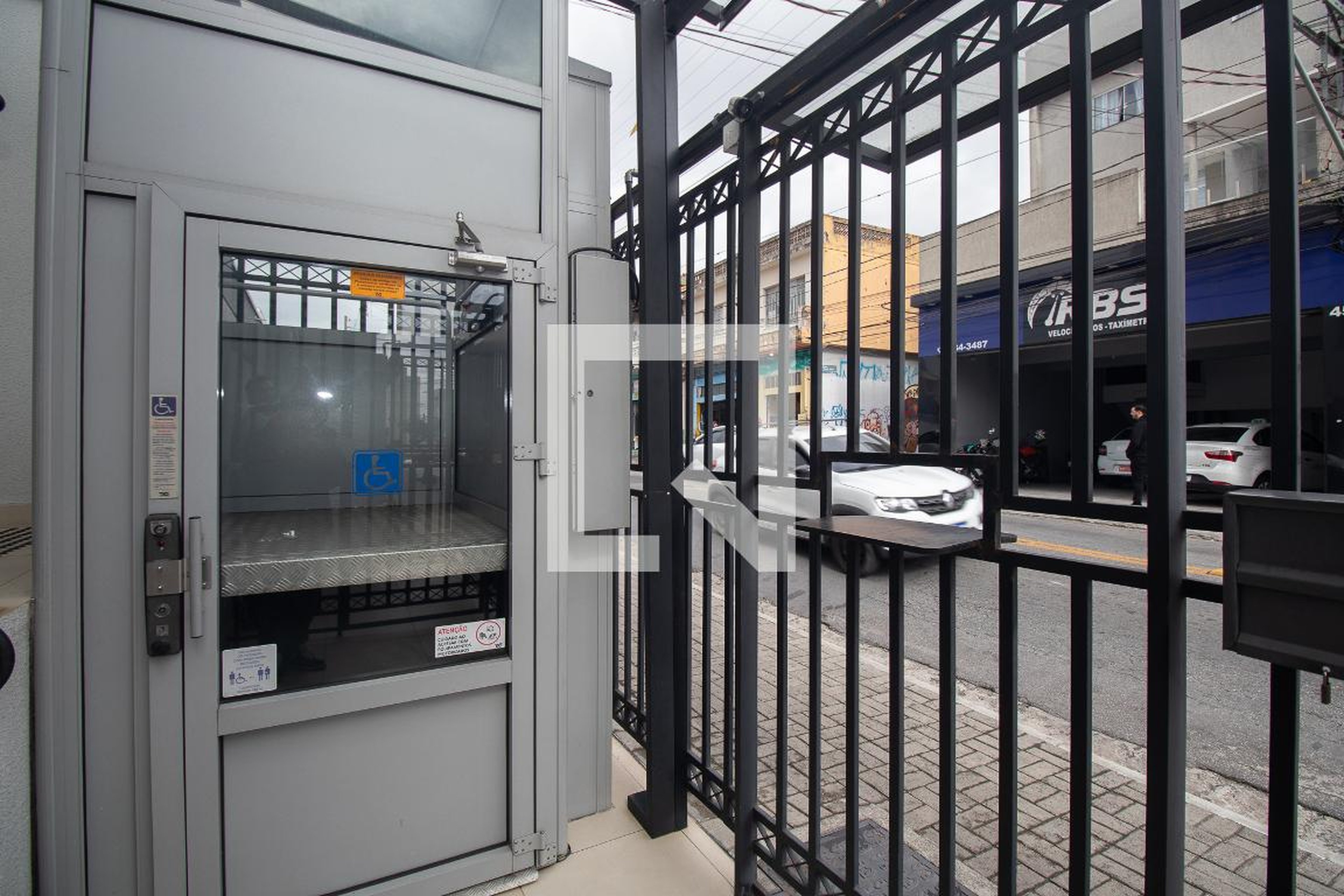 Fachada Condomínio Villa Eden