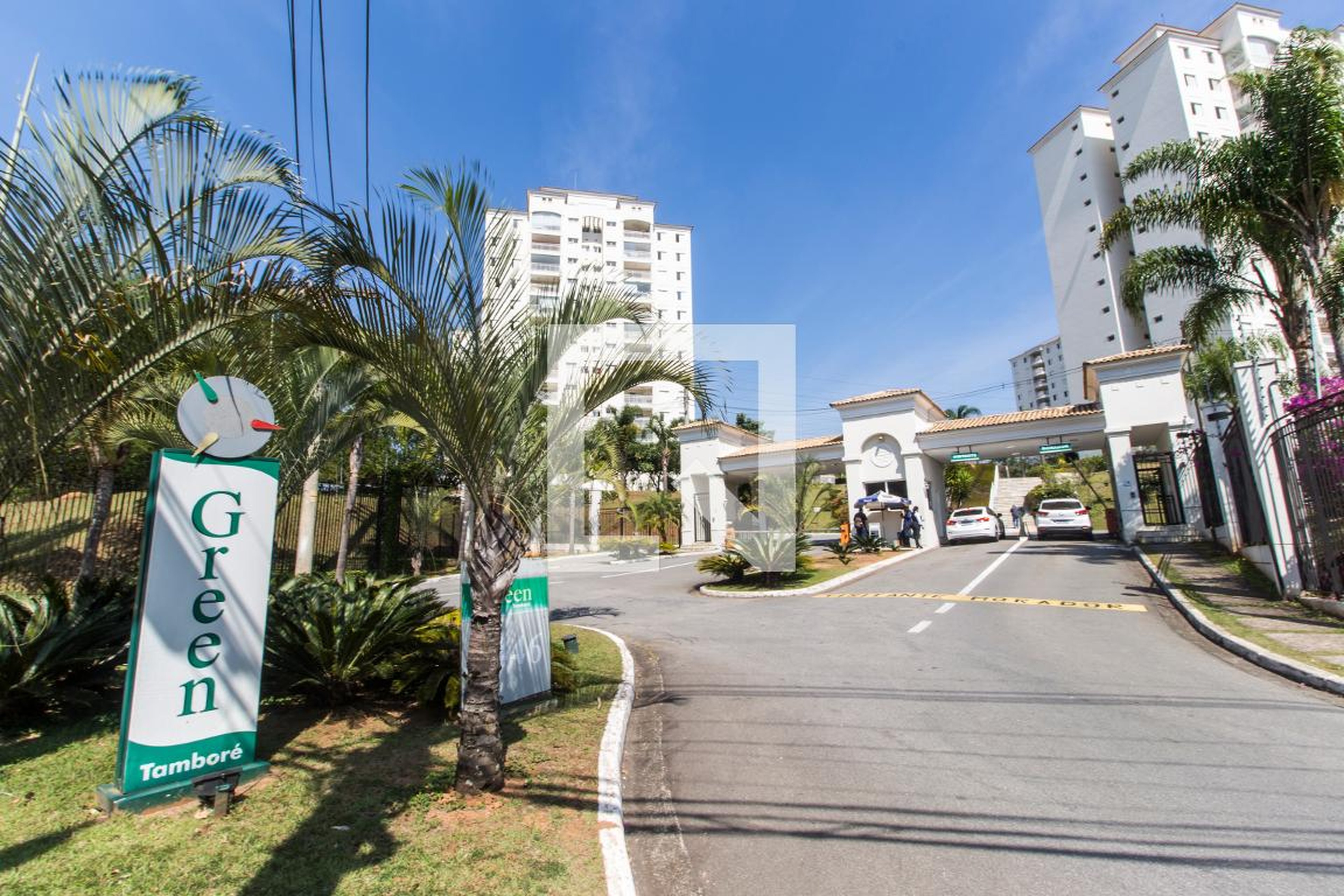 Fachada do Condomínio Condomínio Green Tamboré