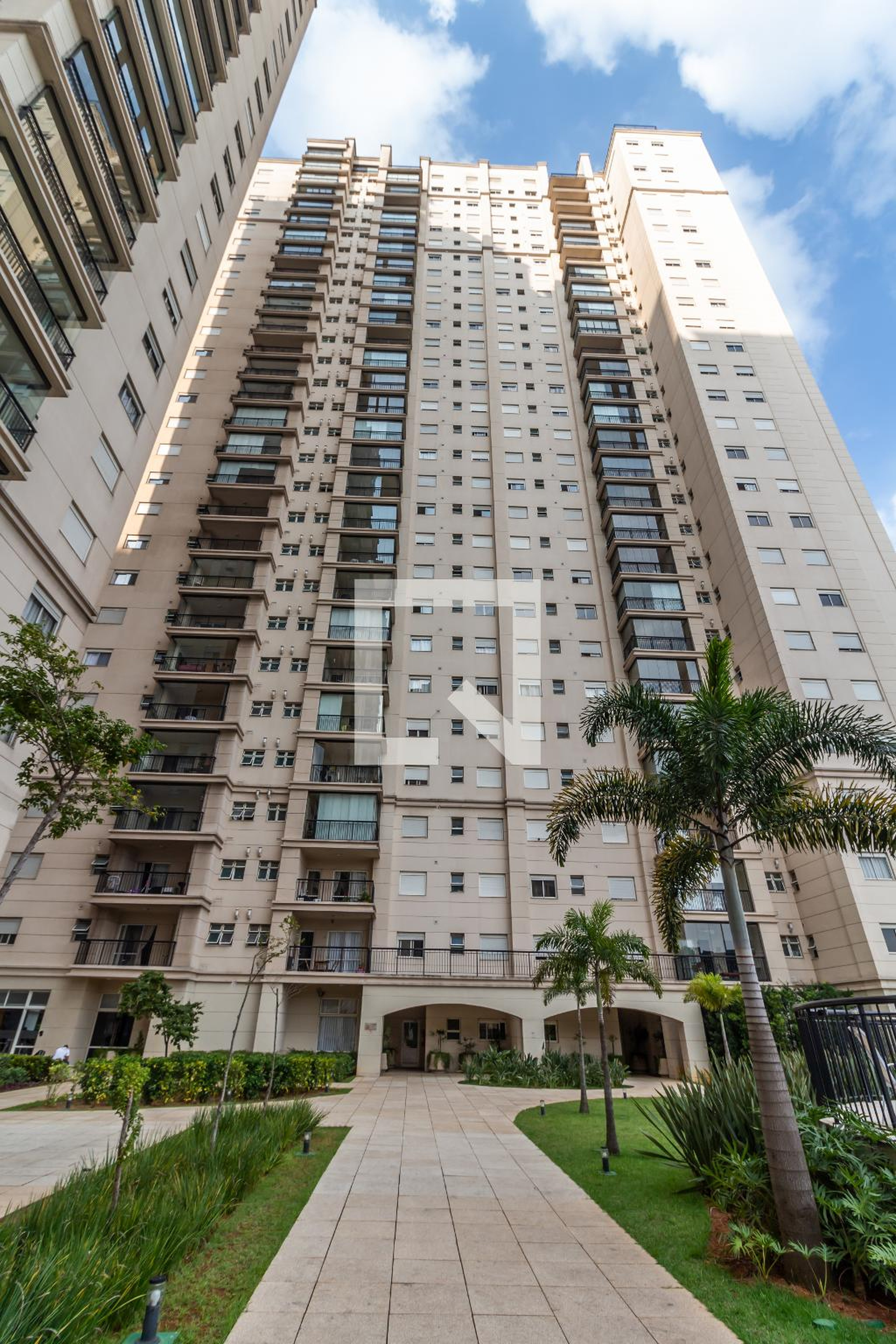 Fachada Condomínio Alto da Mata