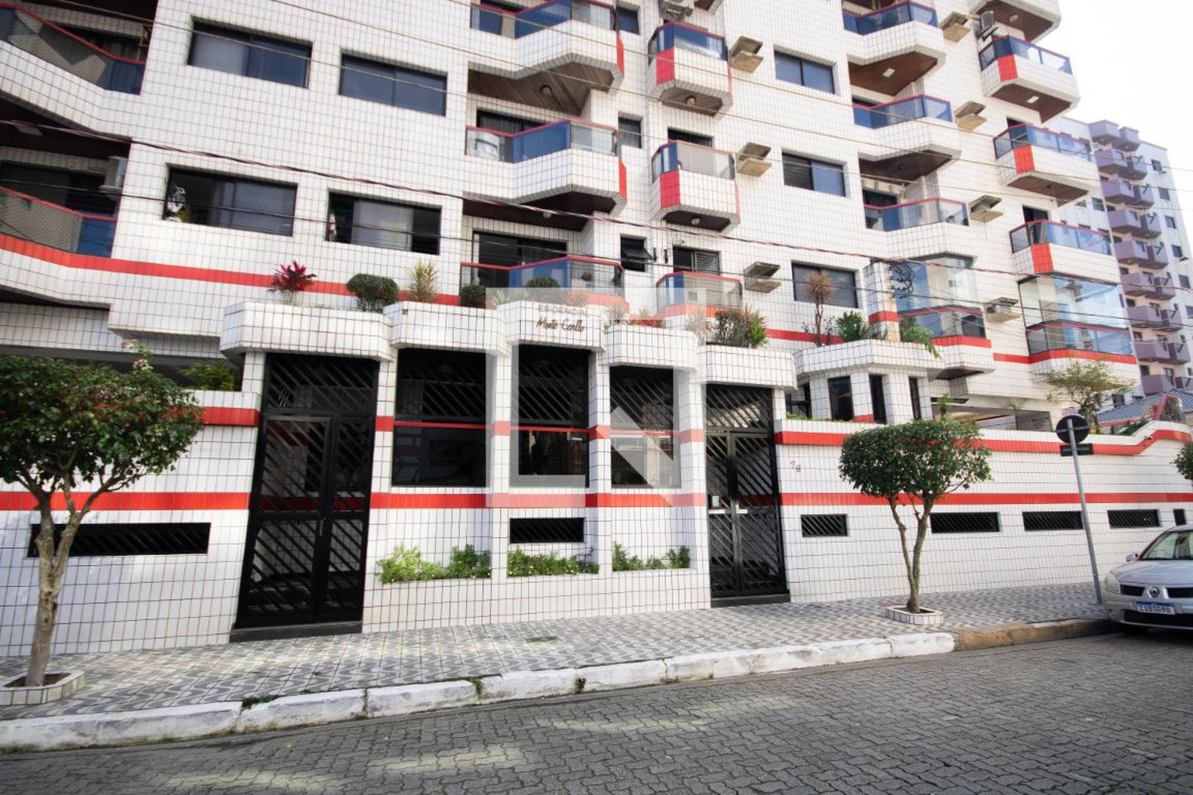 Fachada Condomínio Monte Carlo