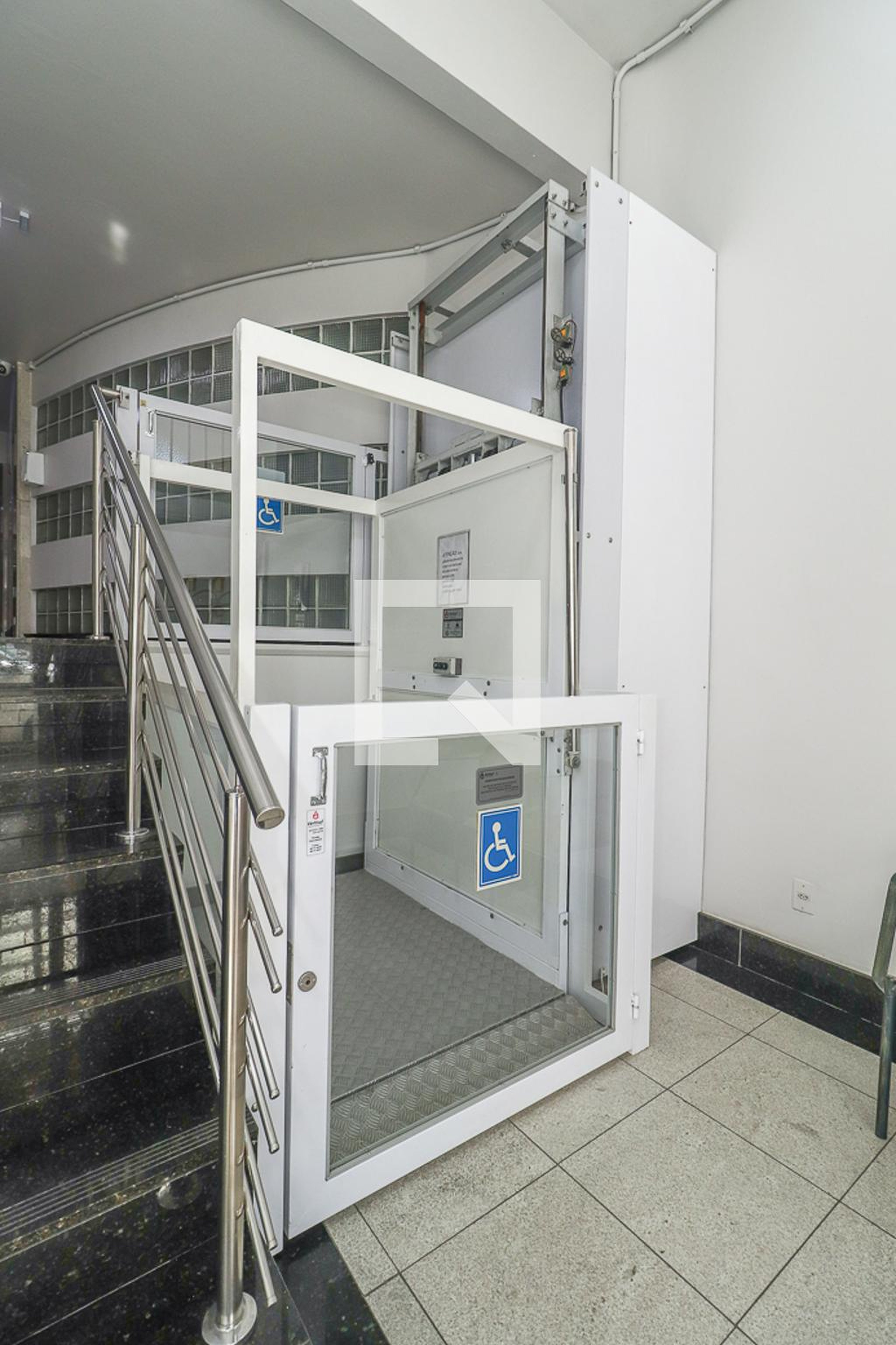 Hall de entrada - Edifício Alberto Bins