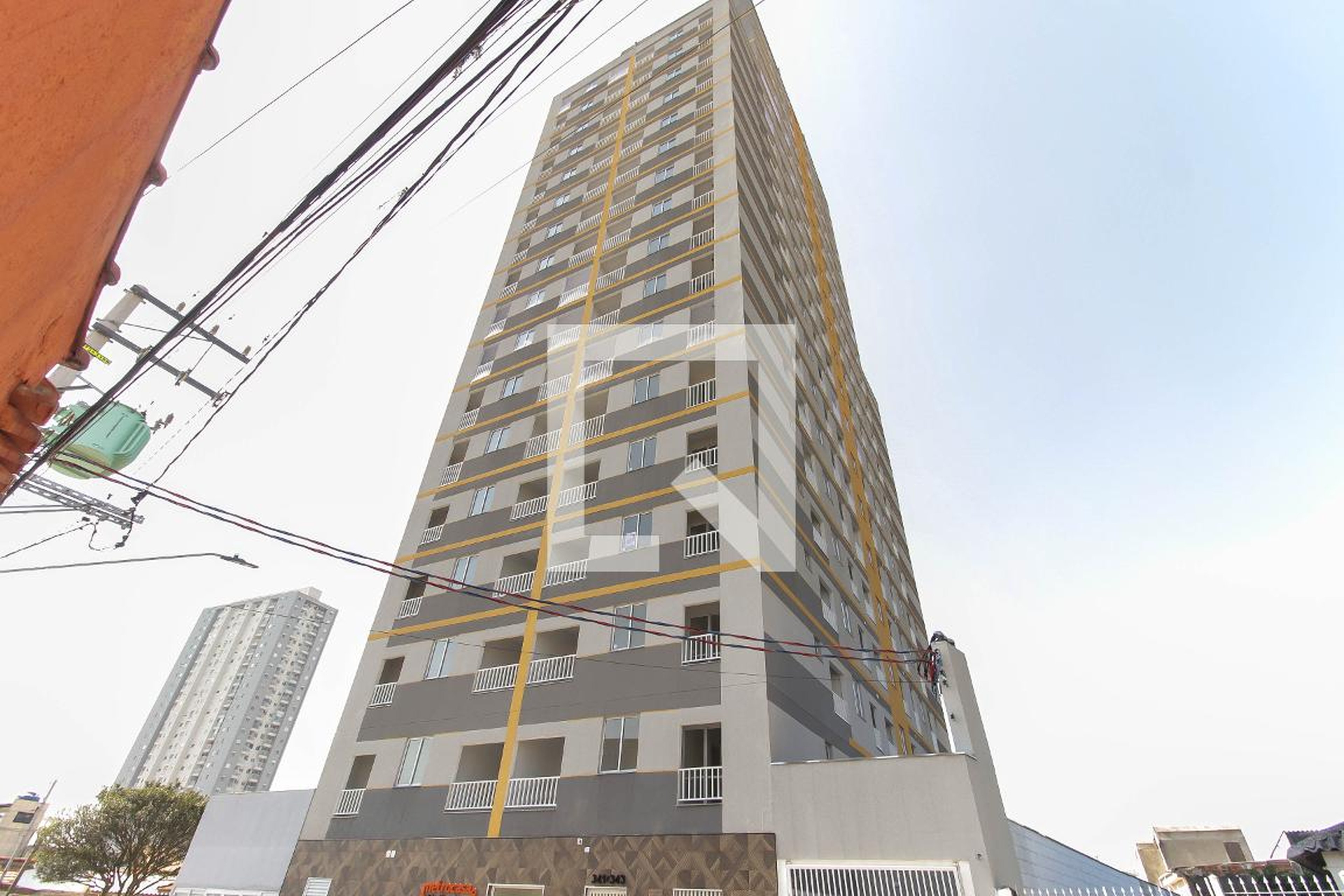 Fachada Condomínio em Rua Guaracica, 359