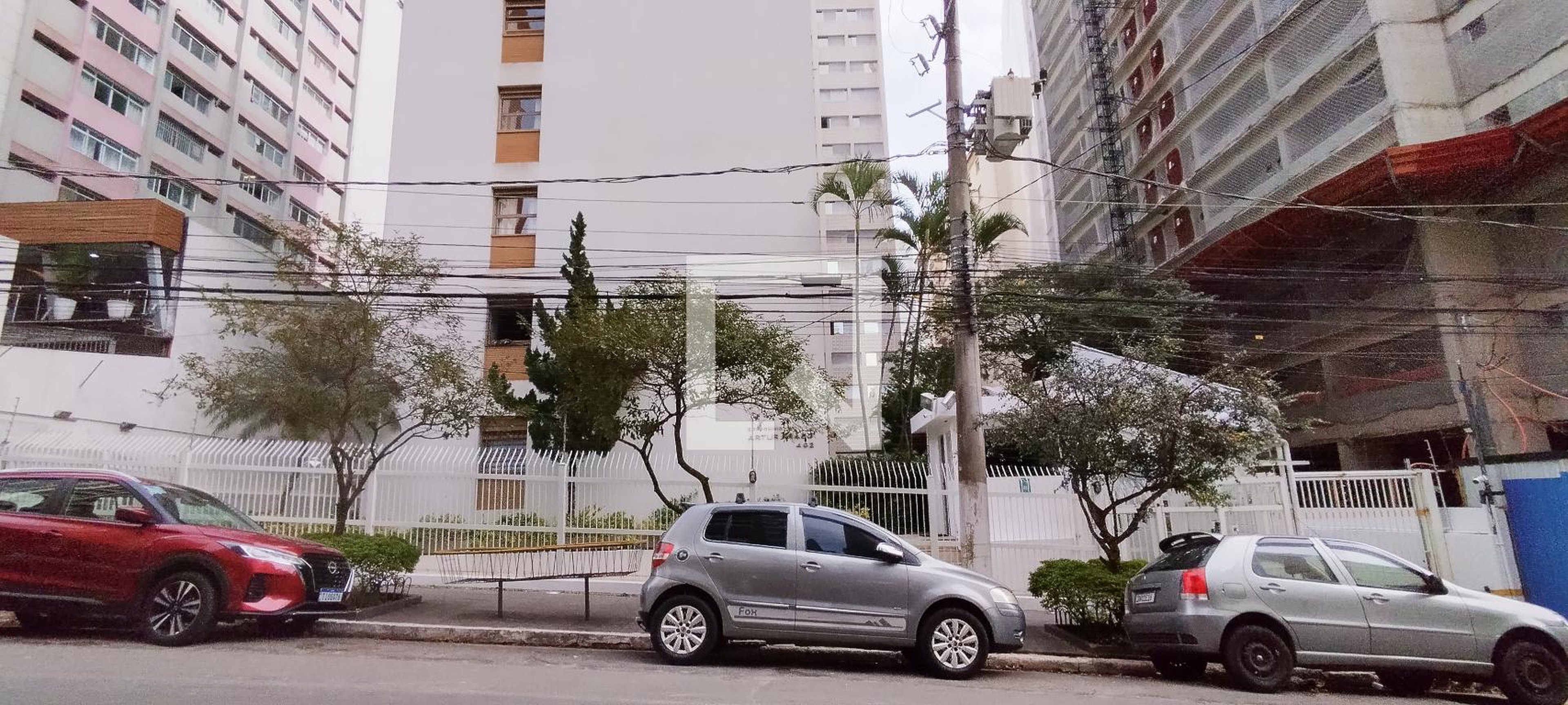 Fachada Condomínio Arthur Prado Res
