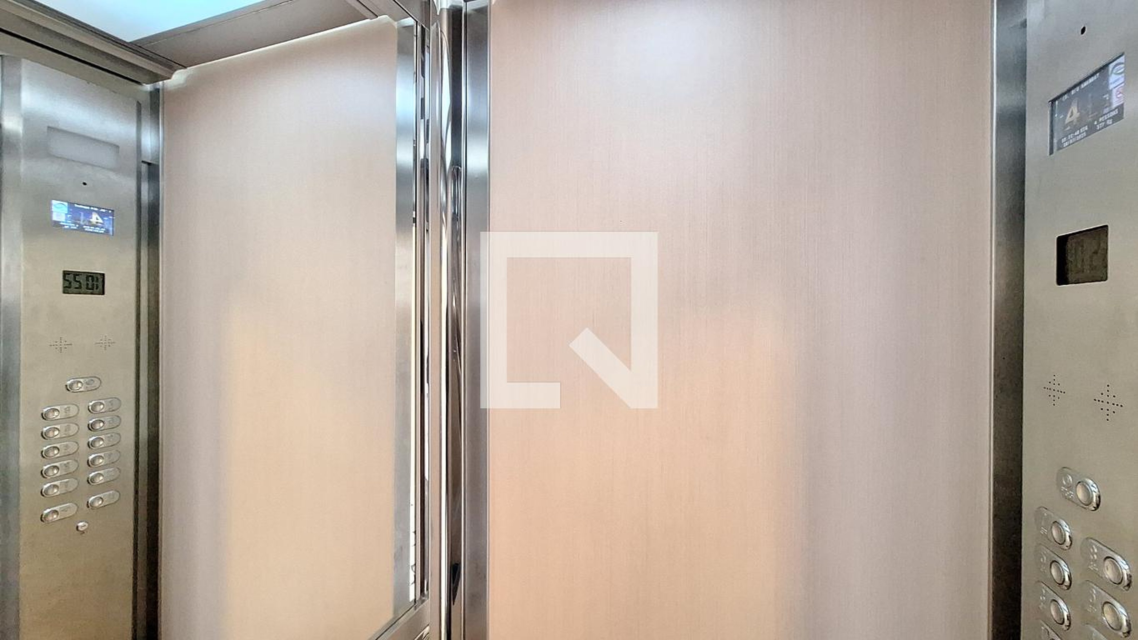 Elevador - Edifício Rio Amambai