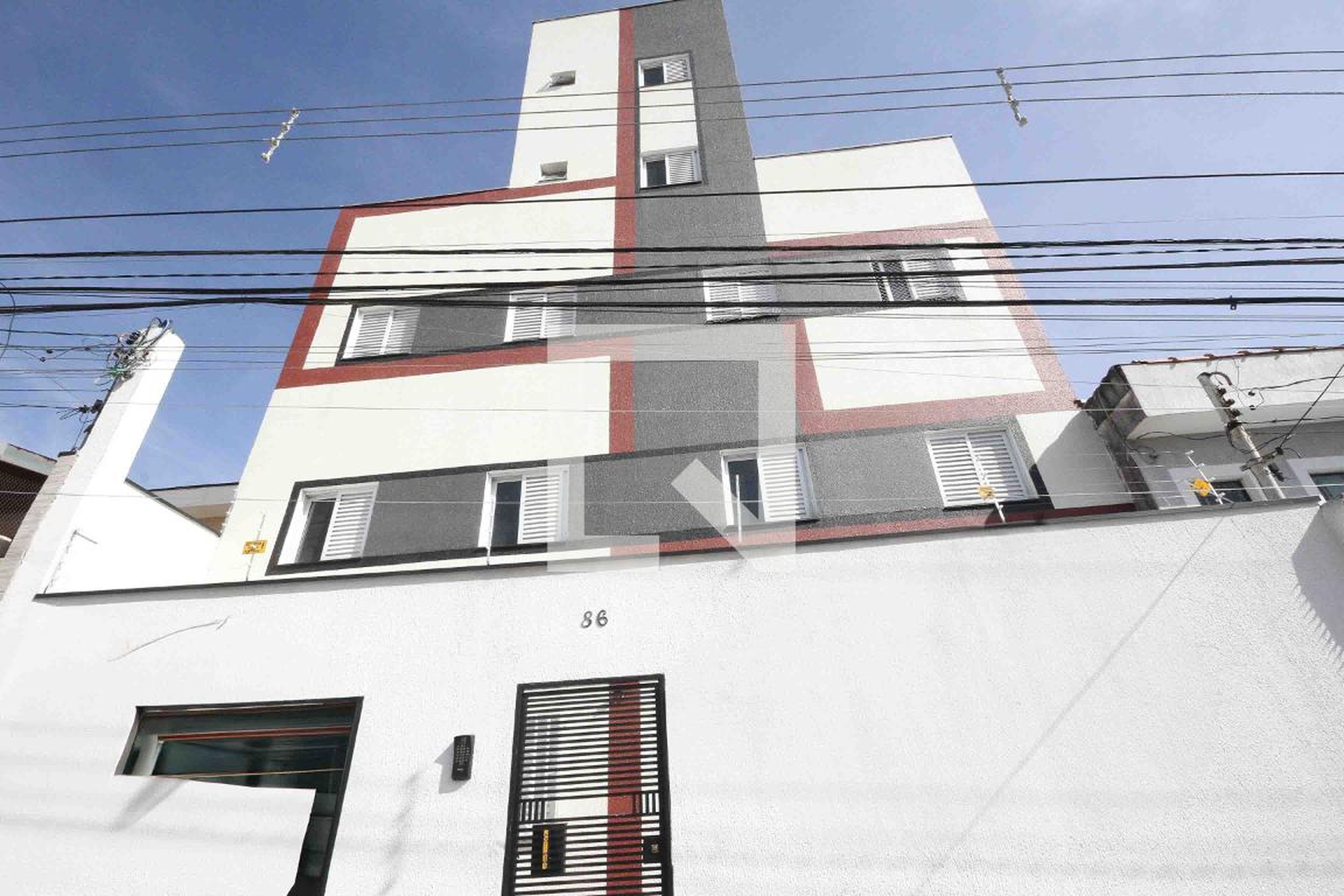 Fachada Condomínio em Rua Santana de Mangueira, 86