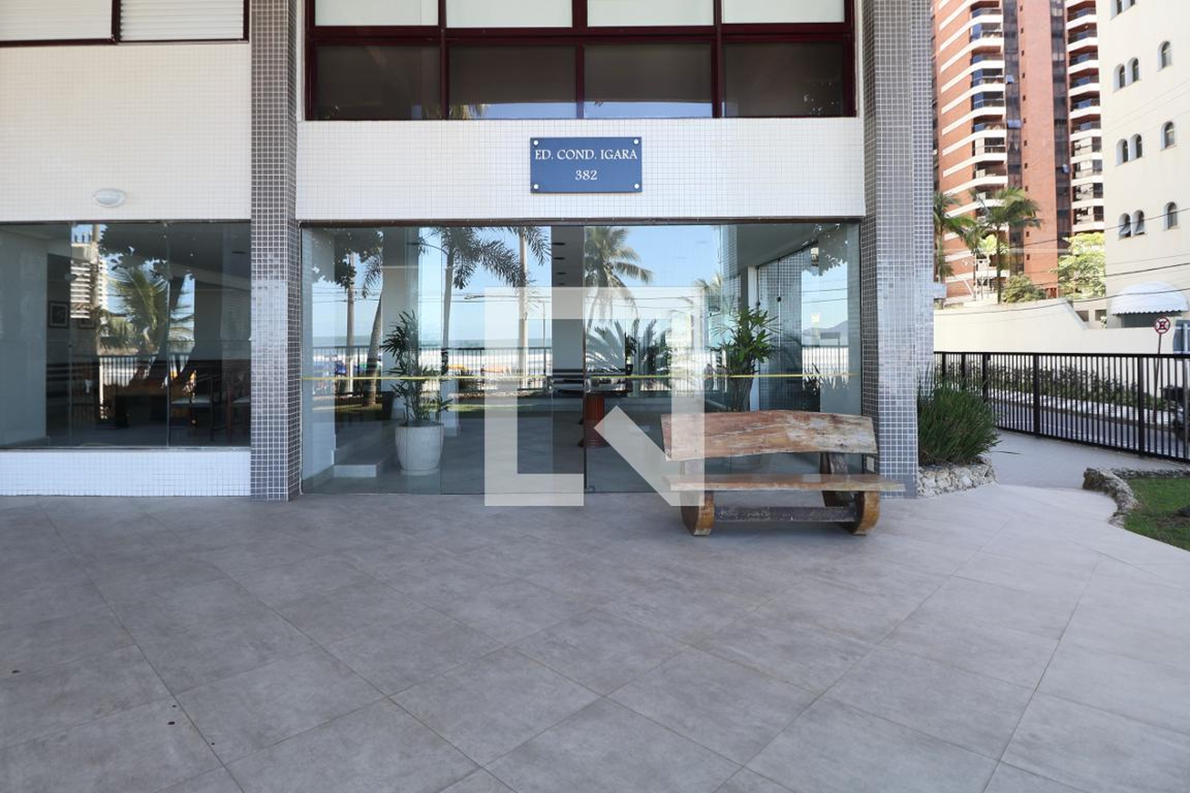 Fachada Condomínio em Avenida General Monteiro de Barros, 342