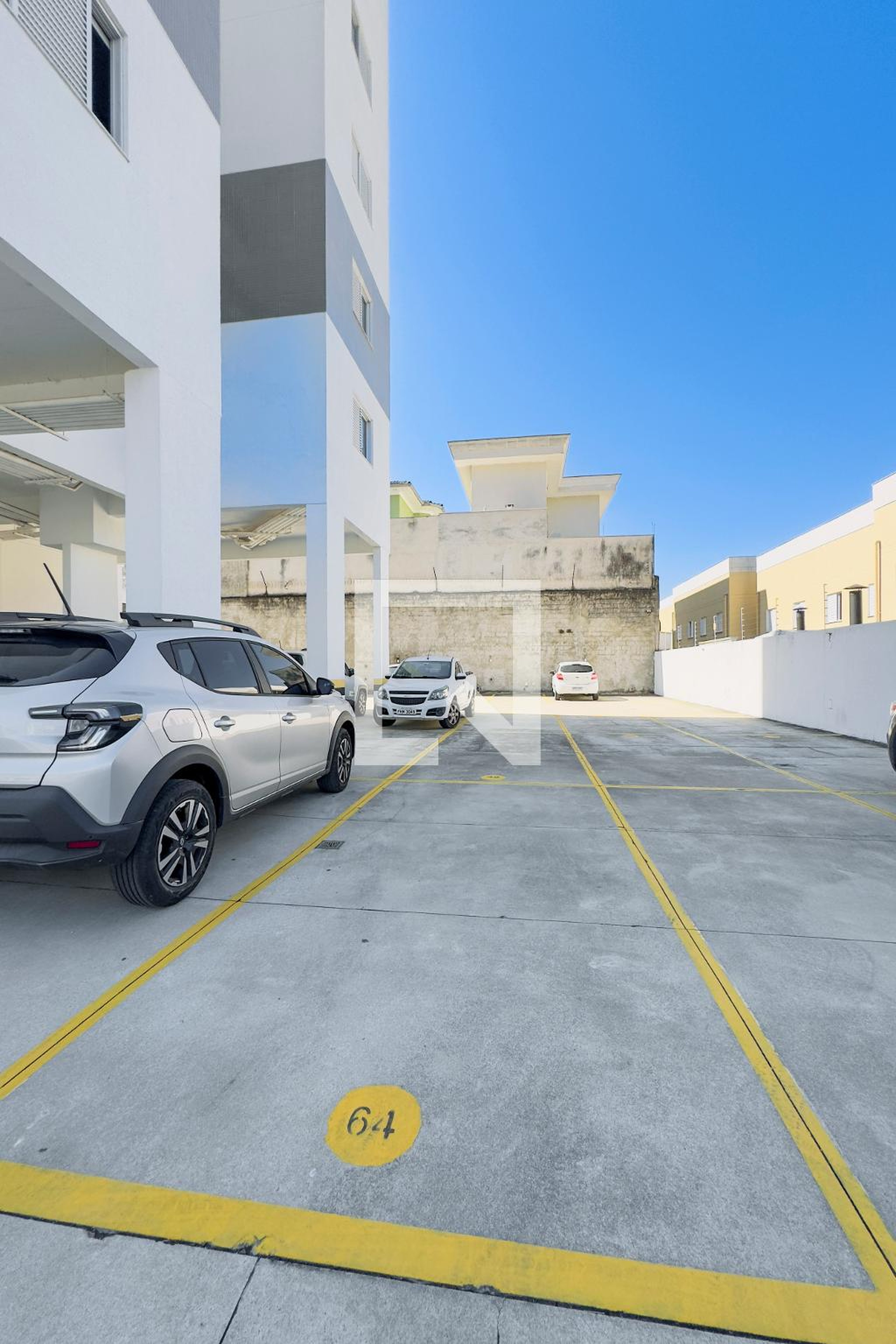 Área comum - Brilhante