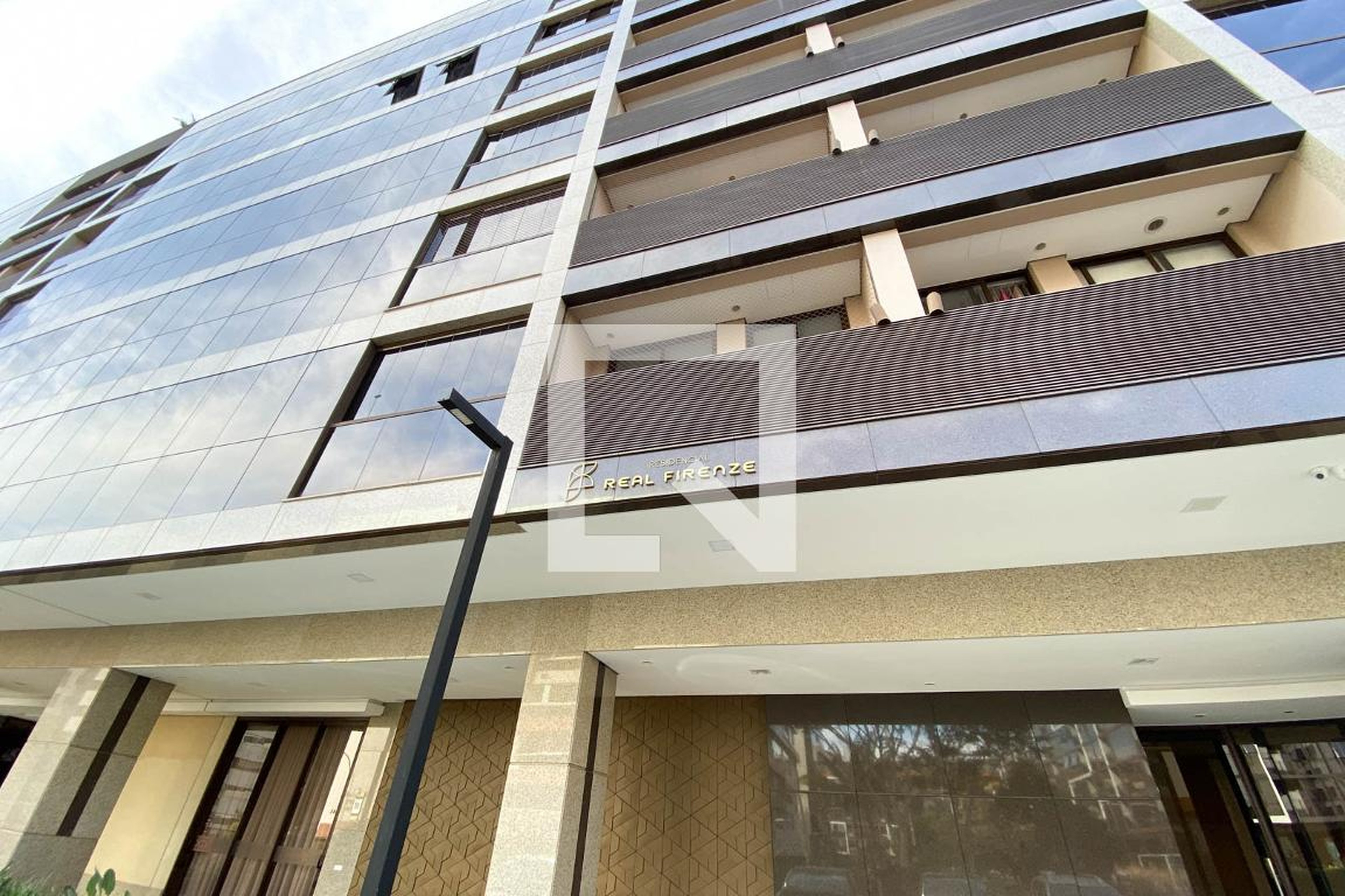 Fachada Condomínio em SQNW 111 Bloco F, 110