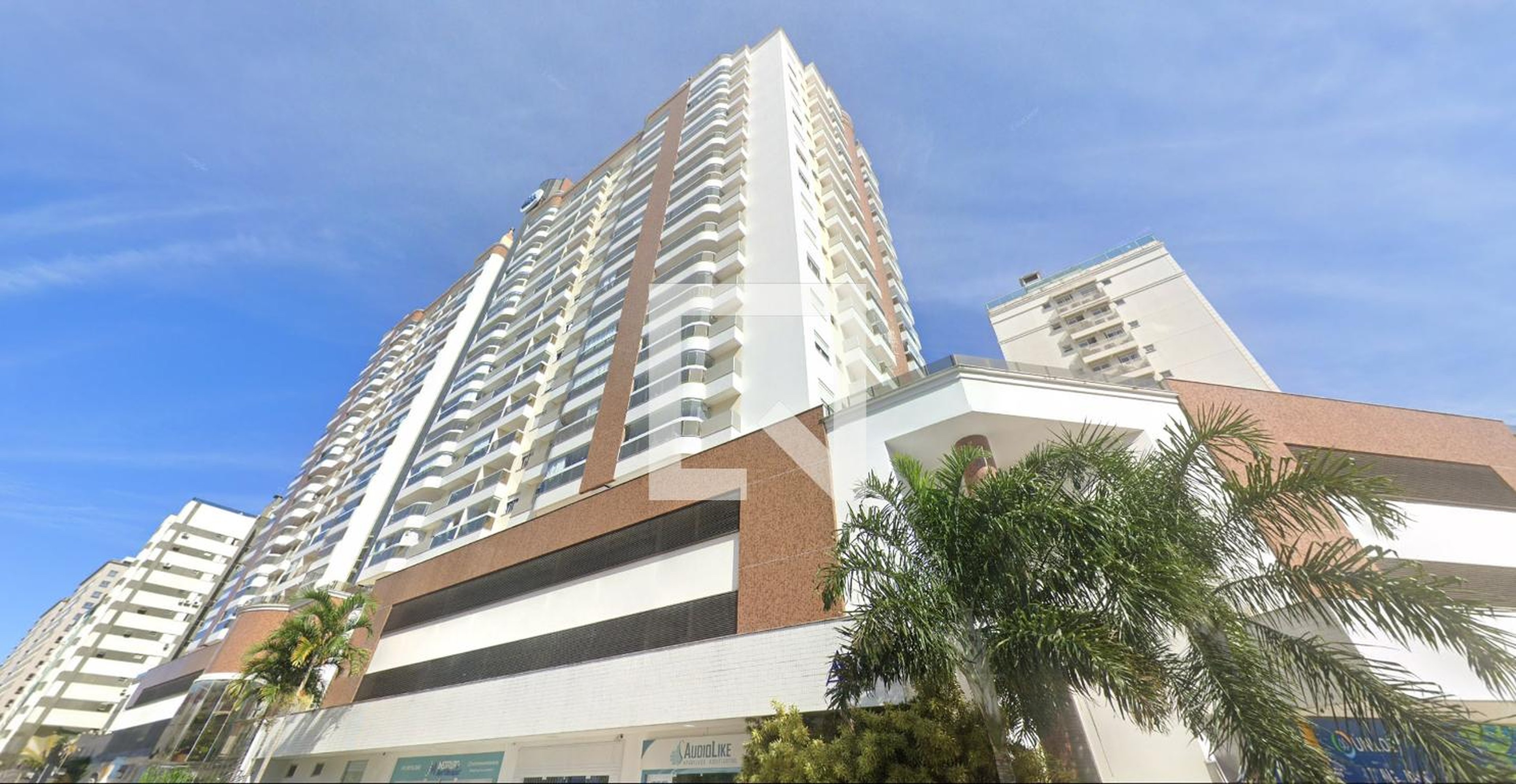 Fachada Condomínio Millenium Palace