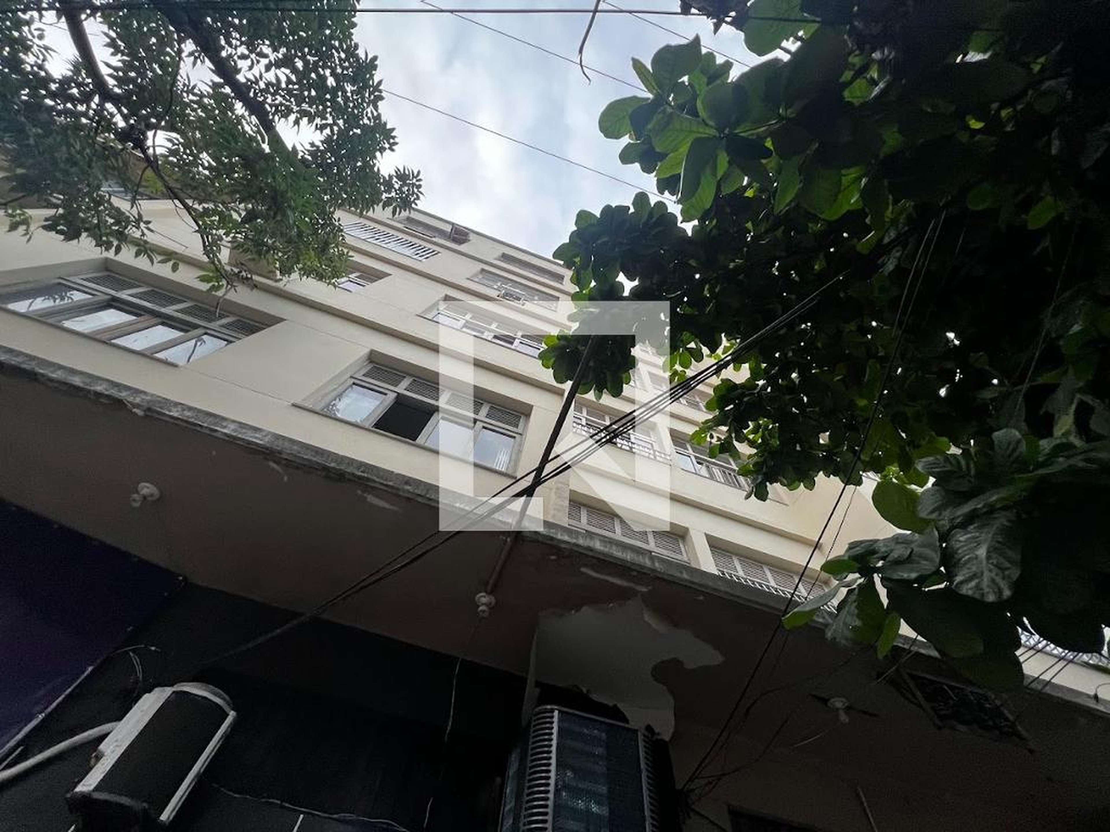 Fachada Condomínio em Rua Visconde de Santa Isabel, 46