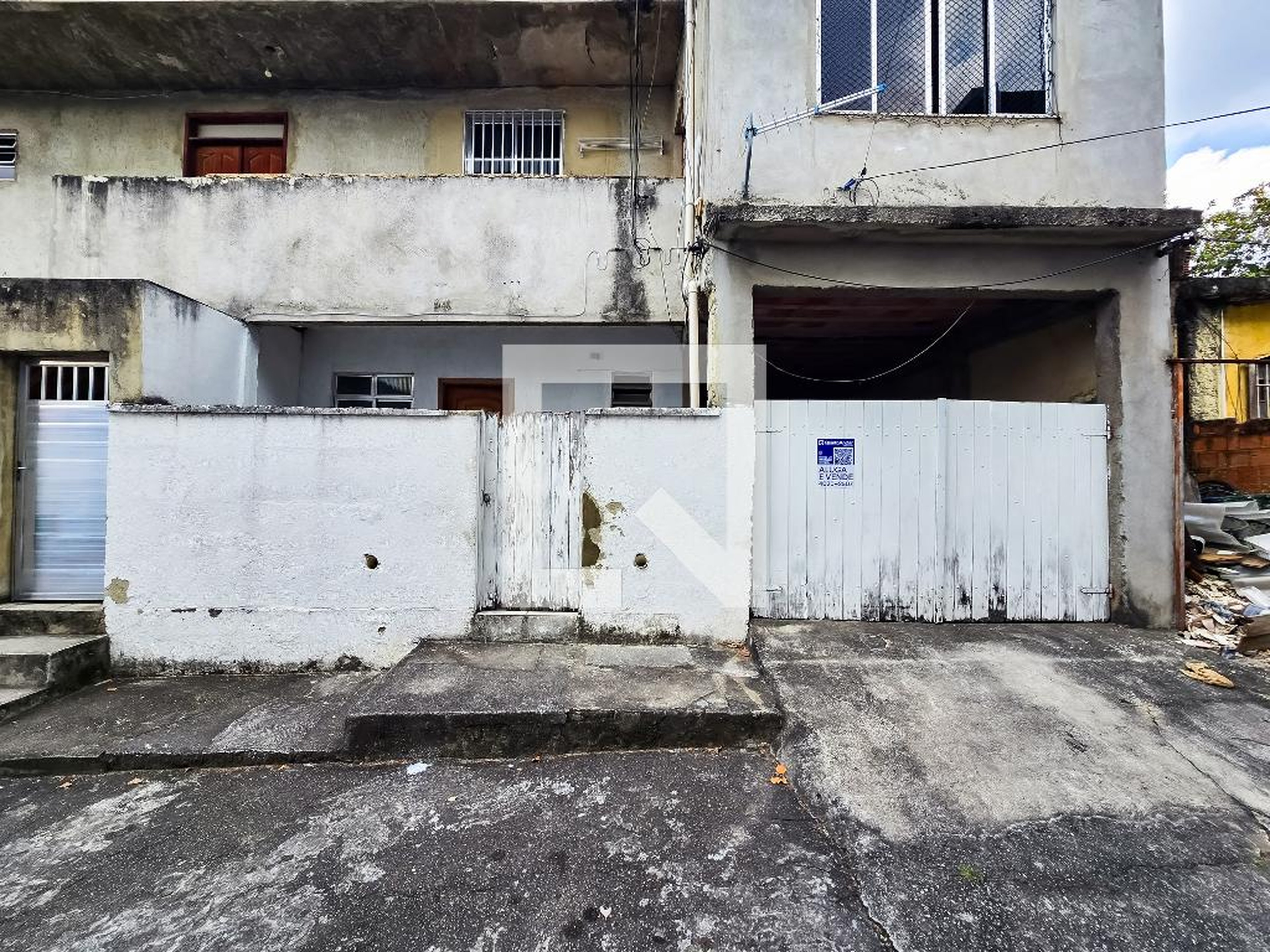 Fachada Condomínio em Rua Sales Guimarães, 40