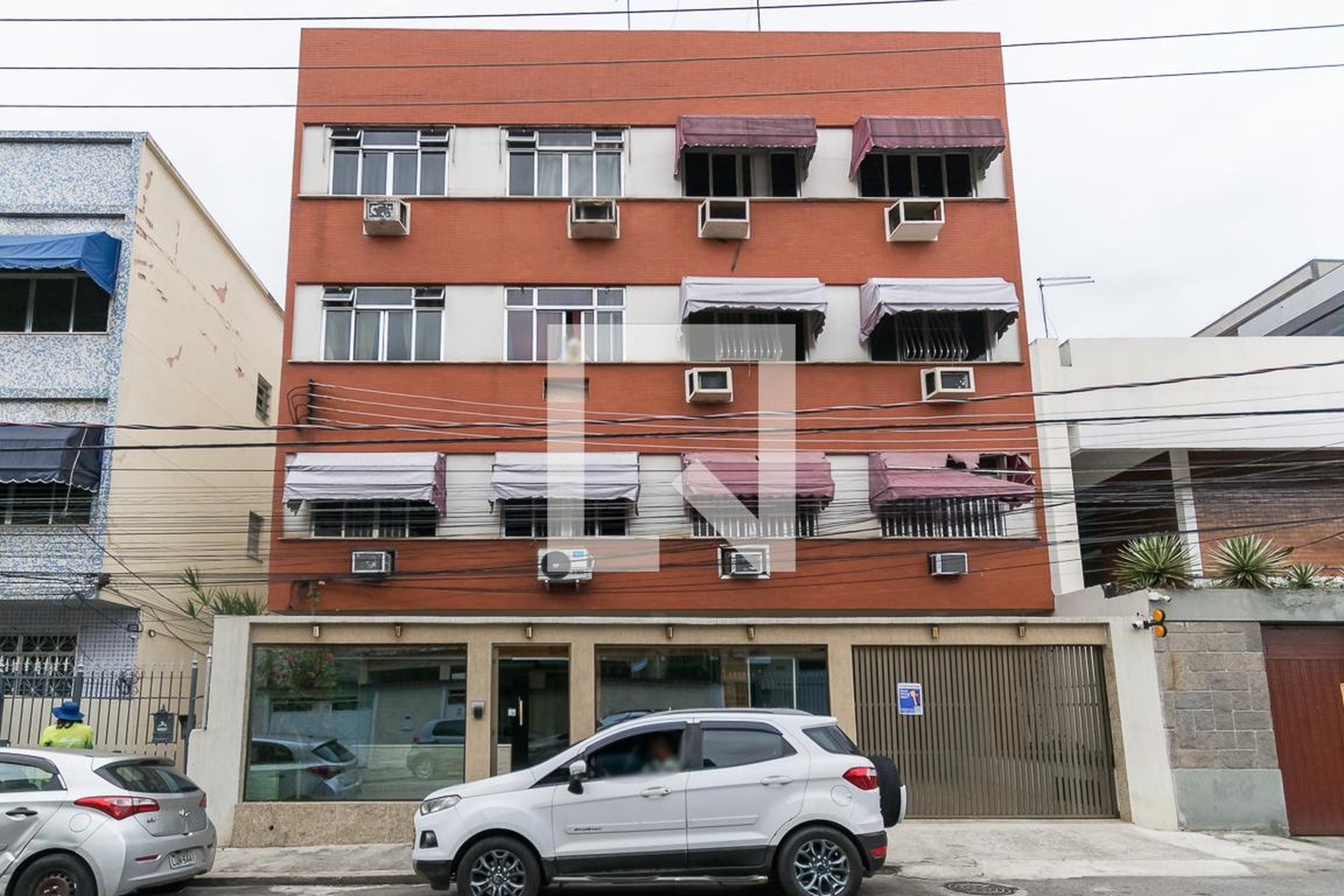 Fachada do Prédio Condomínio em Rua Carlos Chambeland, 262