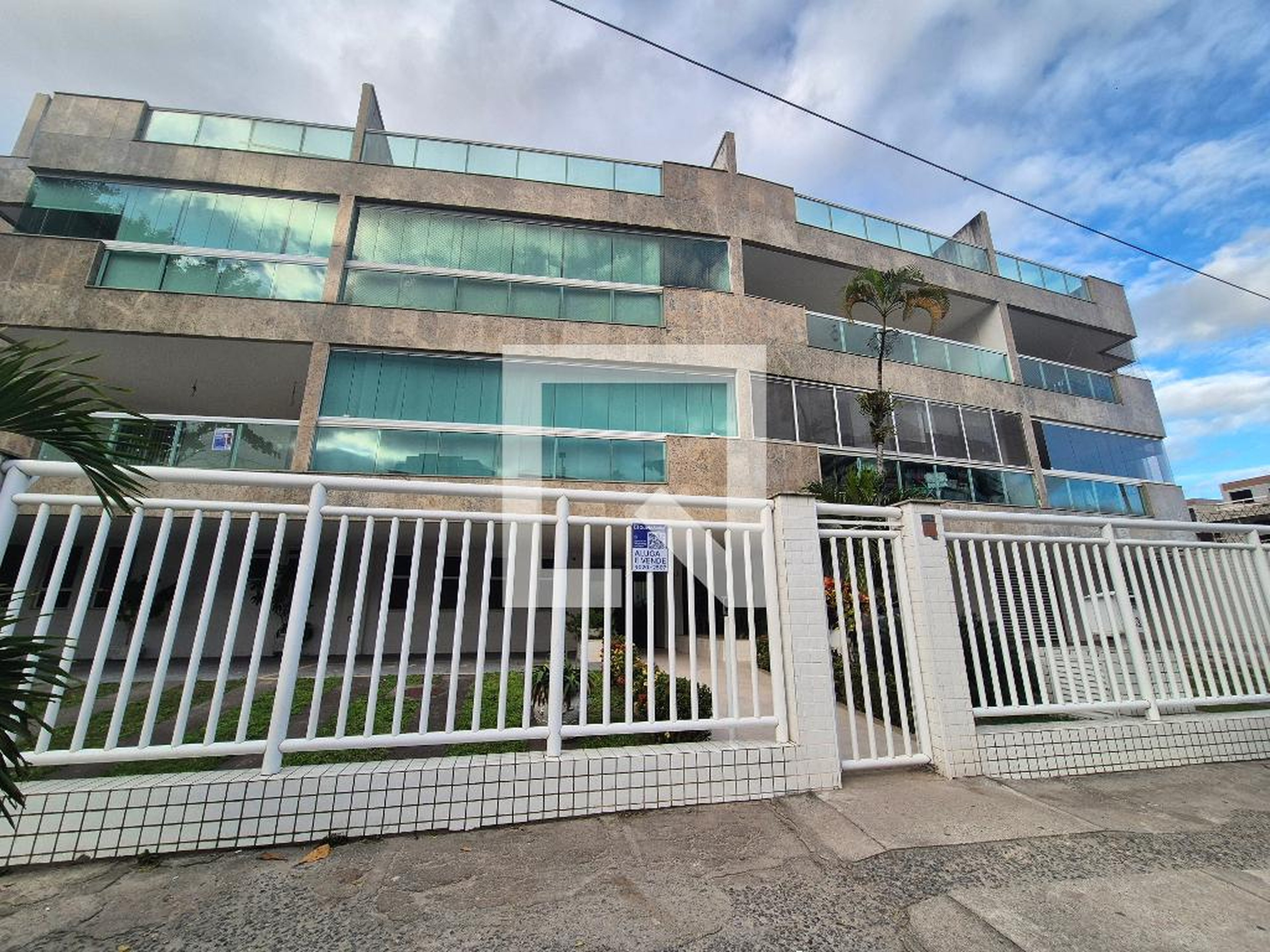 Fachada Condomínio em Avenida Guiomar Novaes, 253