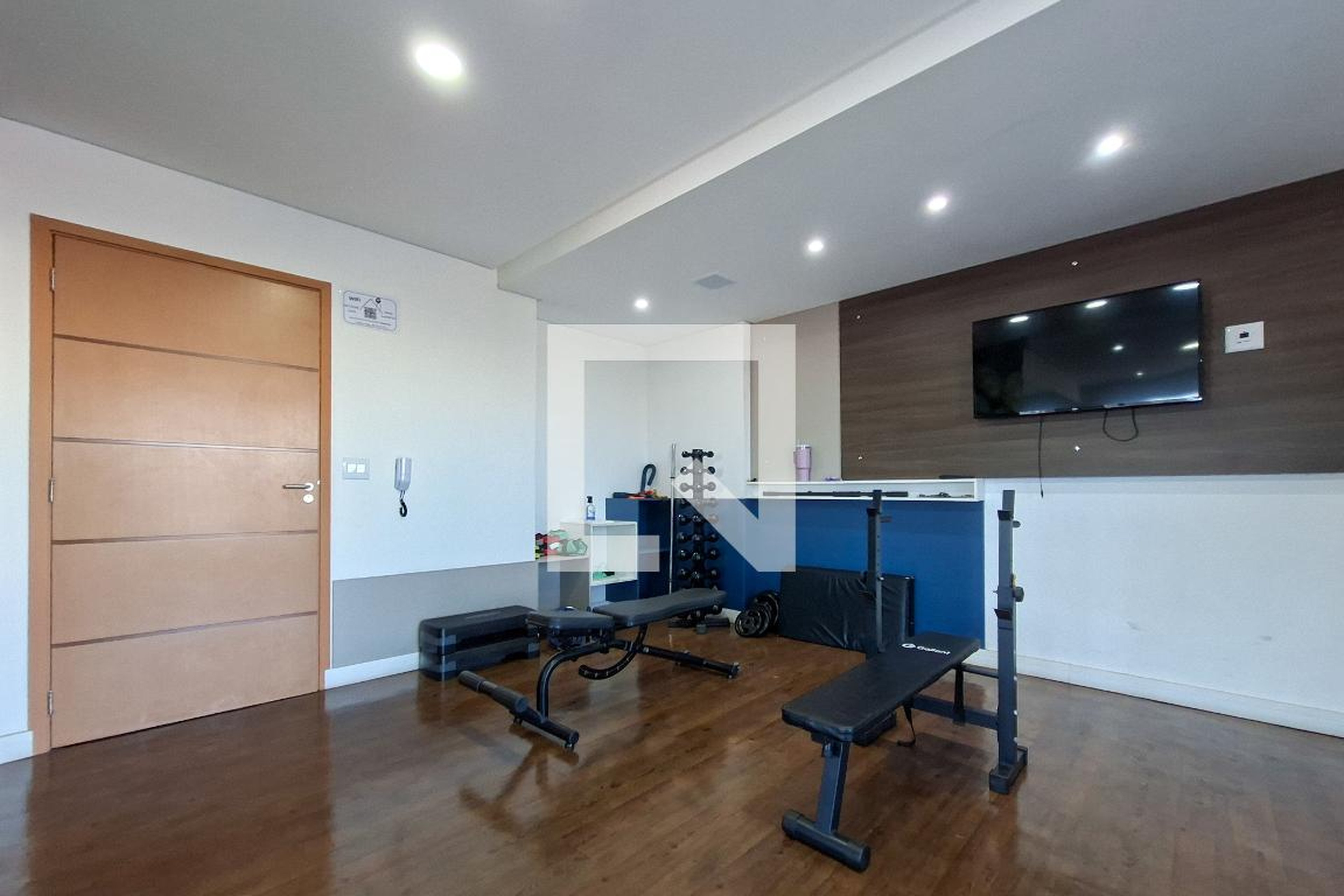 Academia - LA Premier II