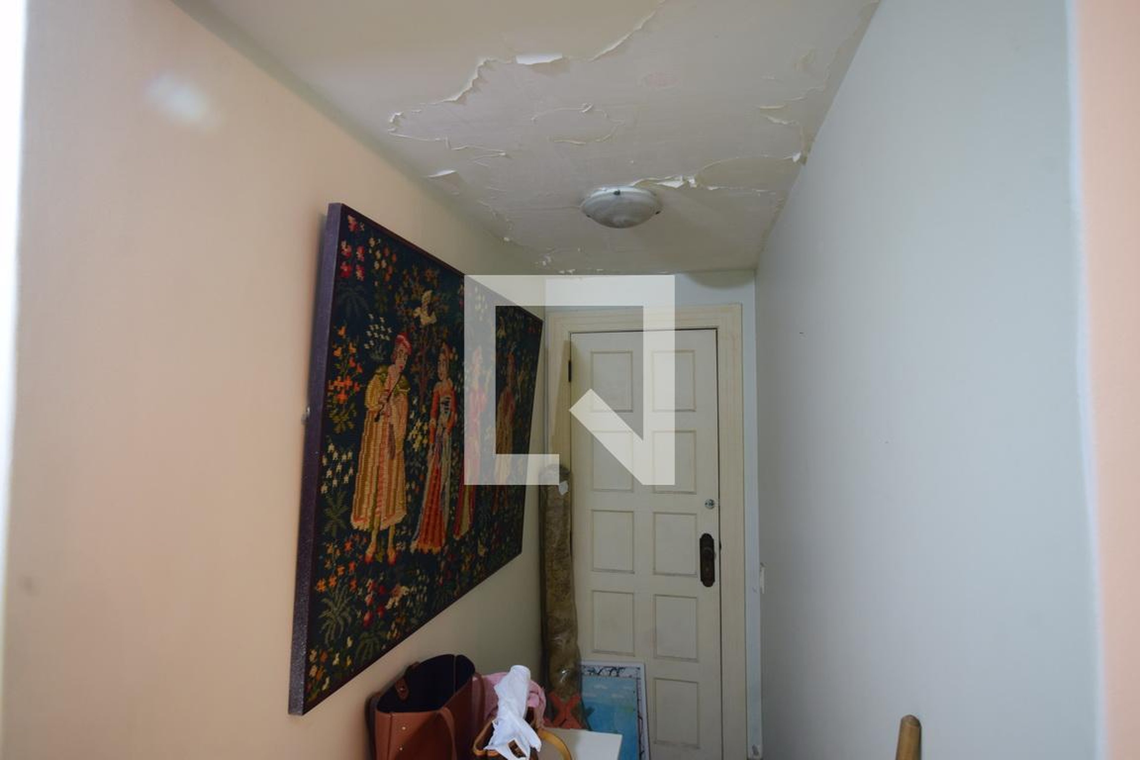 Hall de Entrada Condomínio em Rua Icarahy da Silveira, 163